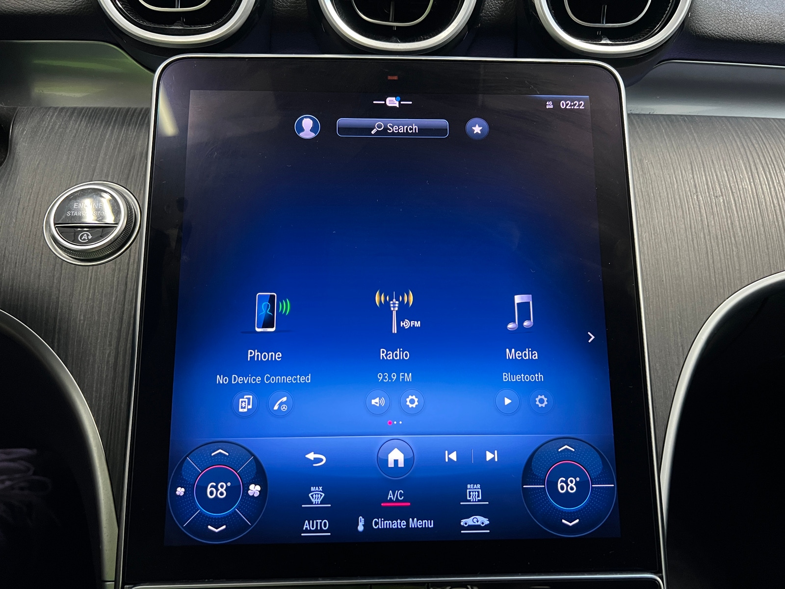 Thumbnail: 2024 Mercedes-Benz C-Class - 3