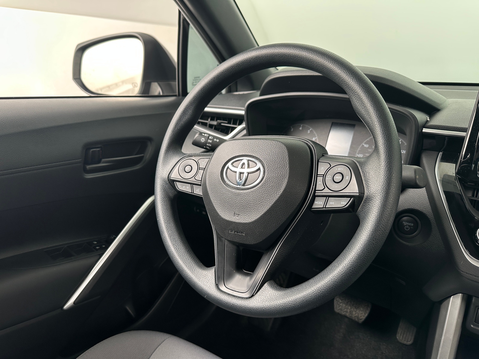 Thumbnail: 2024 Toyota Corolla Cross - 5