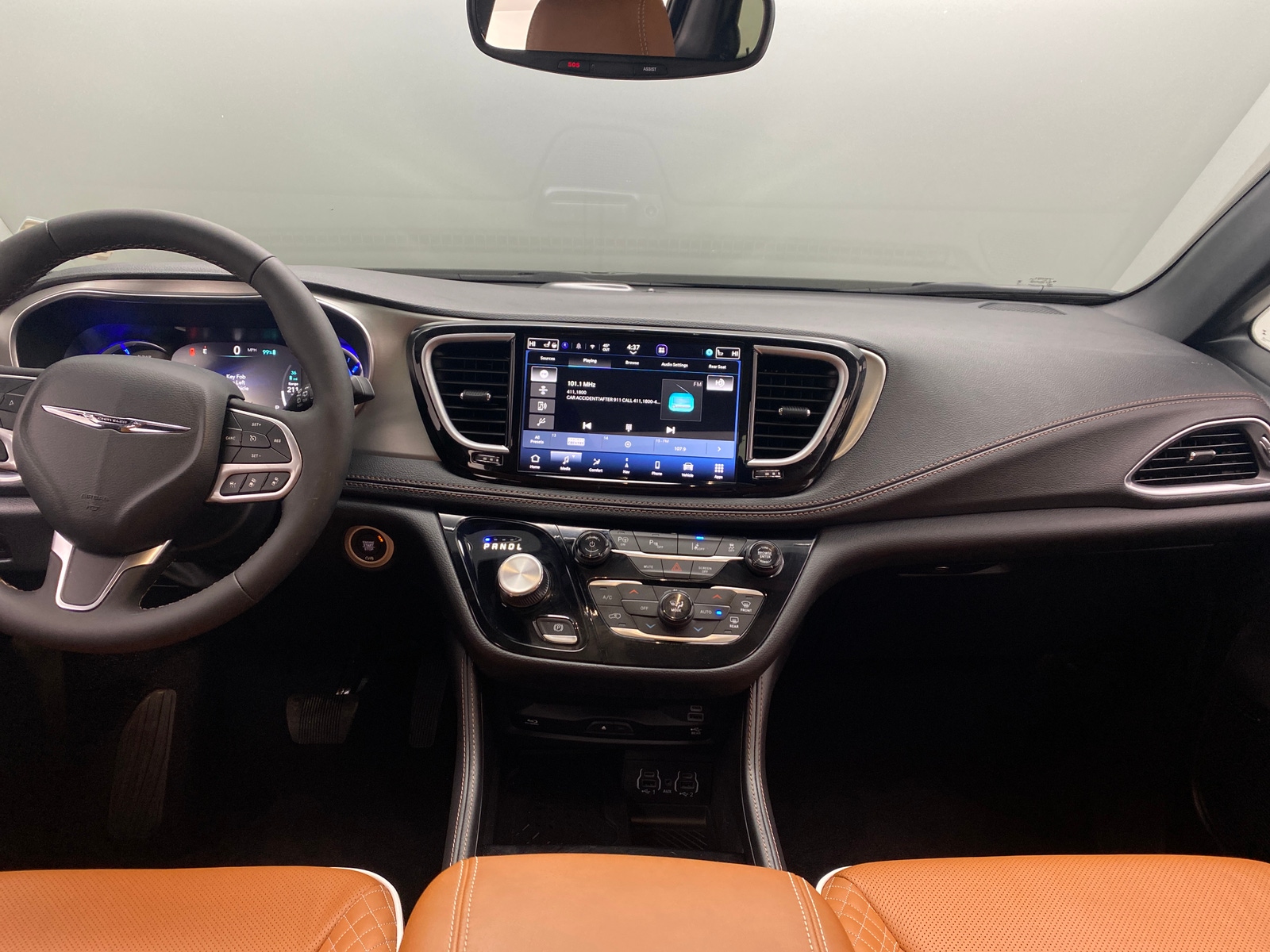 Thumbnail: 2025 Chrysler Pacifica - 2