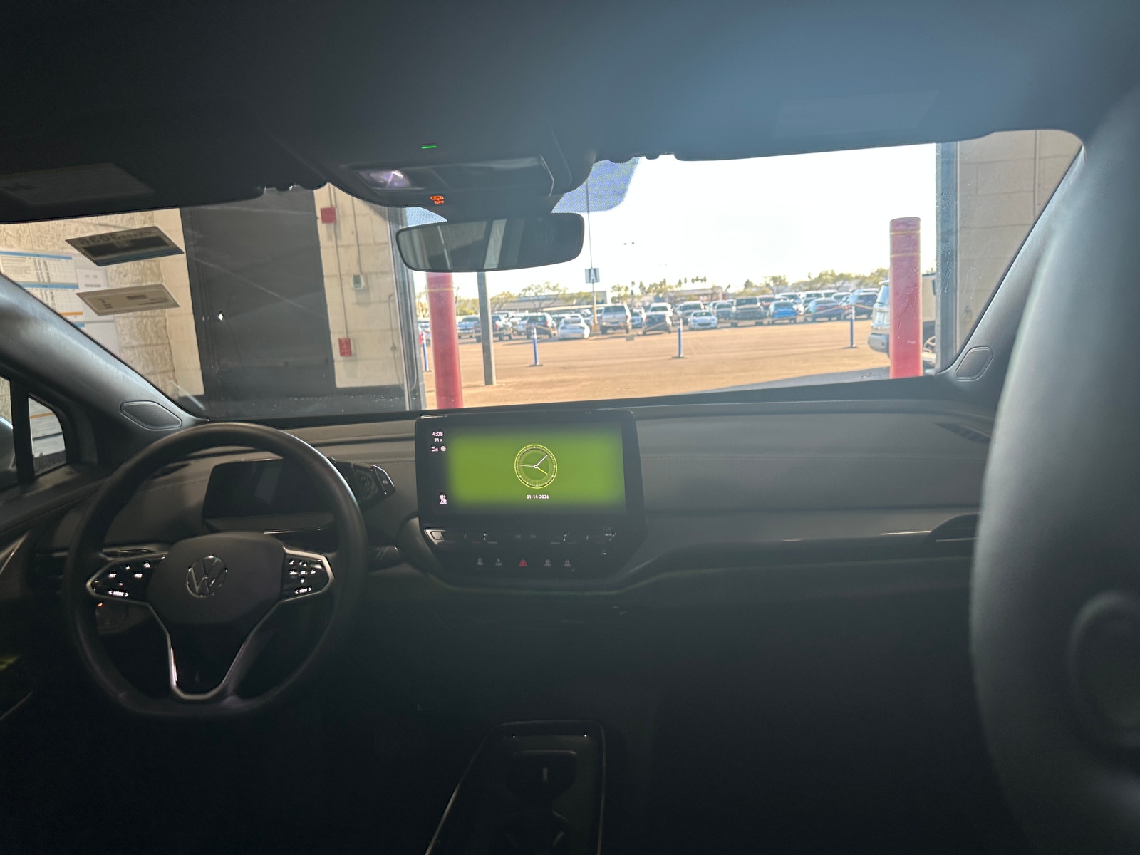 Thumbnail: 2023 Volkswagen ID.4 - 2