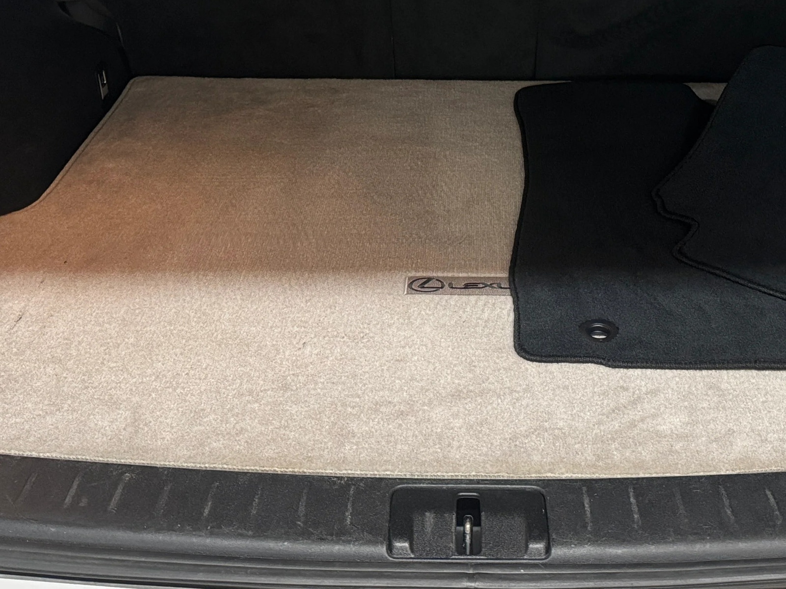 Thumbnail: 2013 Lexus RX - 7