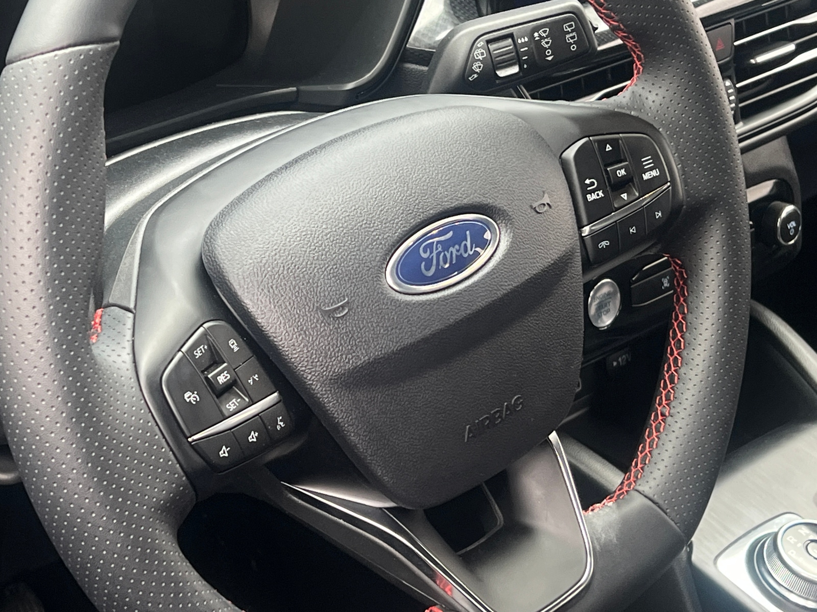 Thumbnail: 2025 Ford Escape - 5