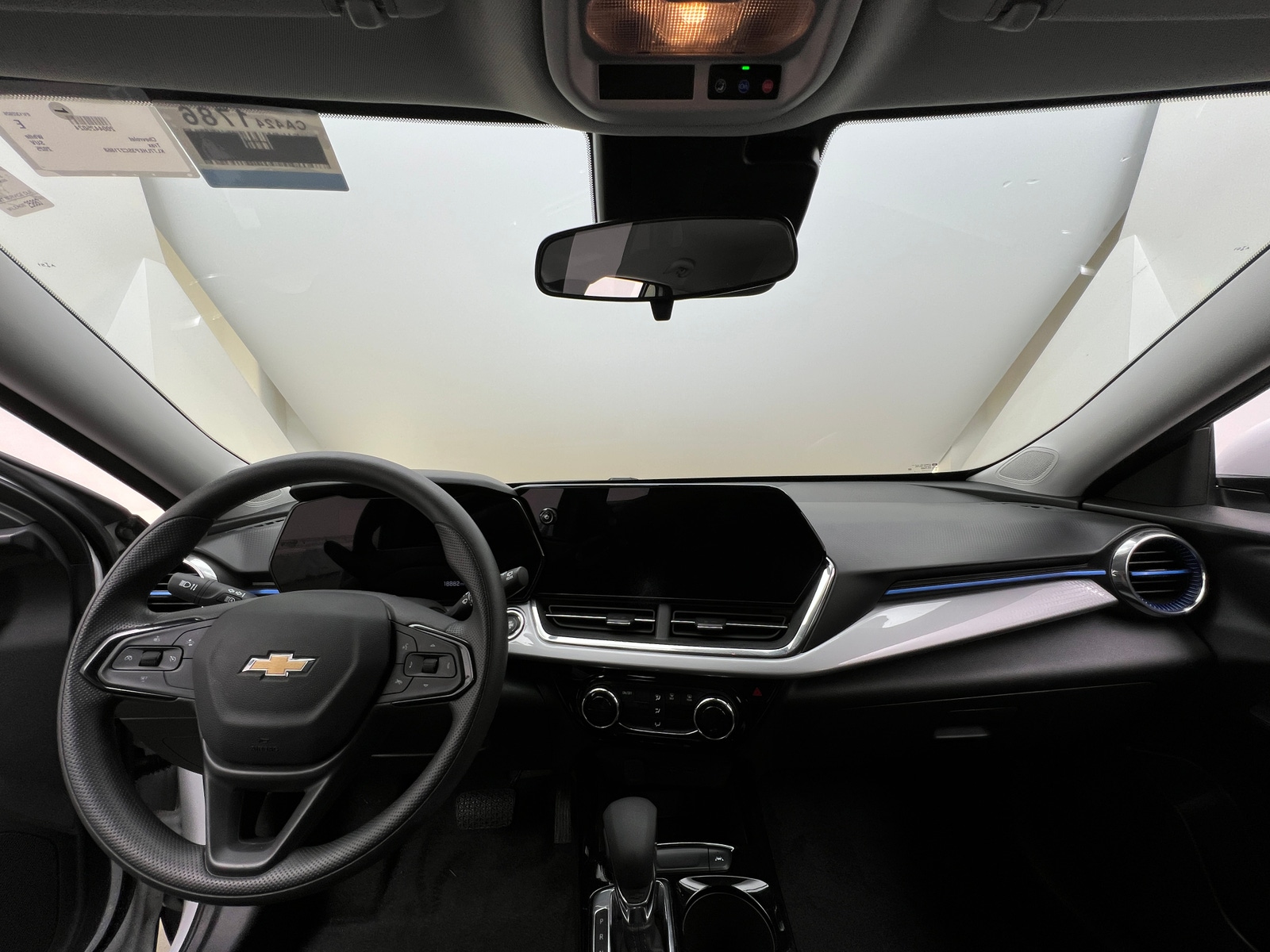 Thumbnail: 2025 Chevrolet Trax - 3