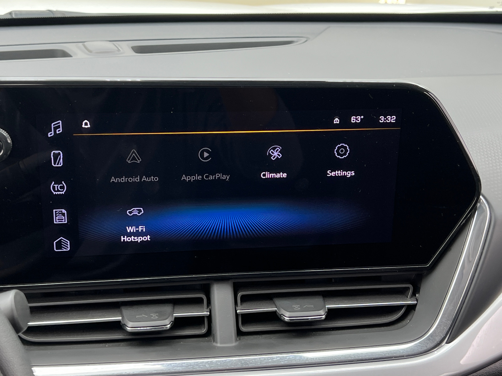 Thumbnail: 2025 Chevrolet Trax - 4