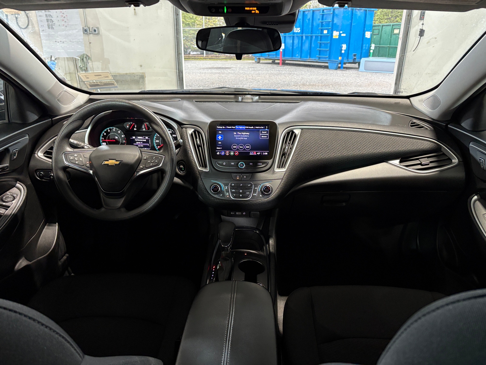 Thumbnail: 2024 Chevrolet Malibu - 3