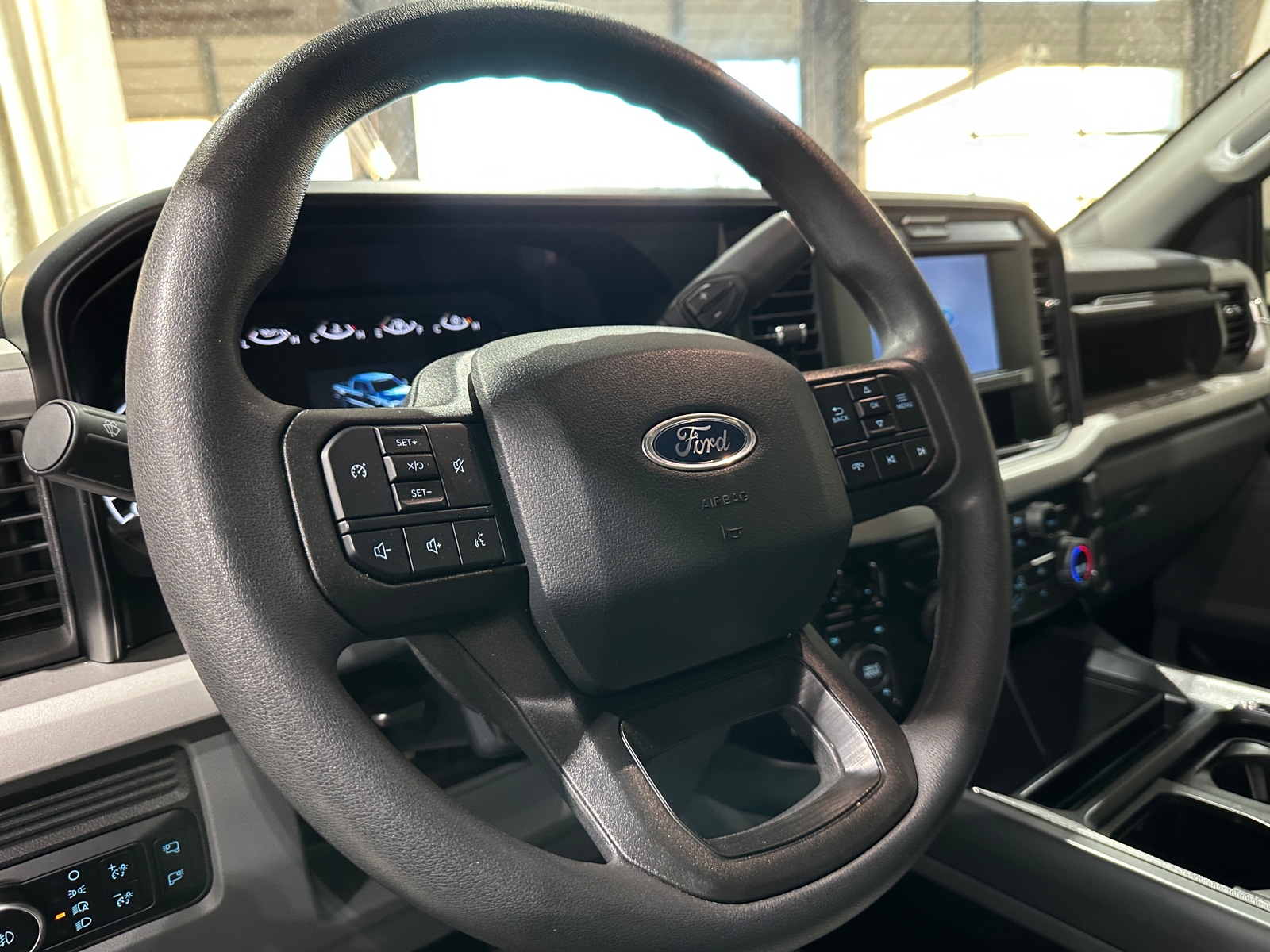 Thumbnail: 2025 Ford Econoline - 5