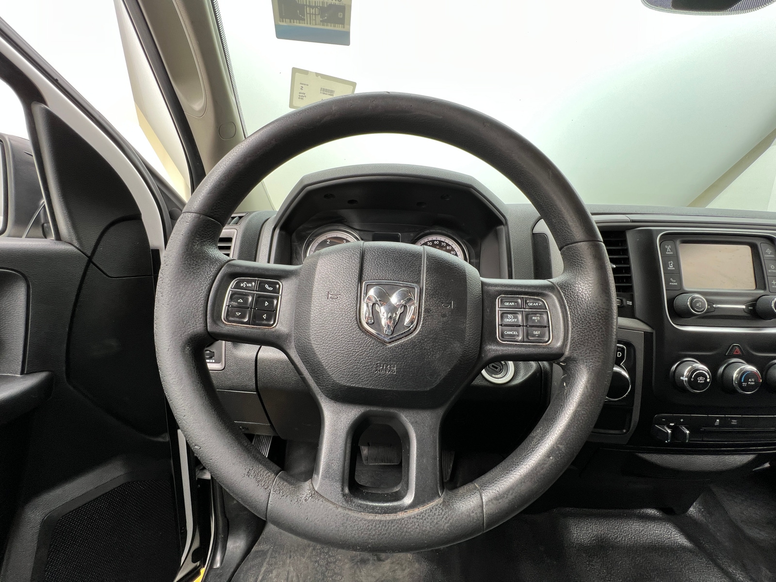 Thumbnail: 2019 RAM 1500 Classic - 5