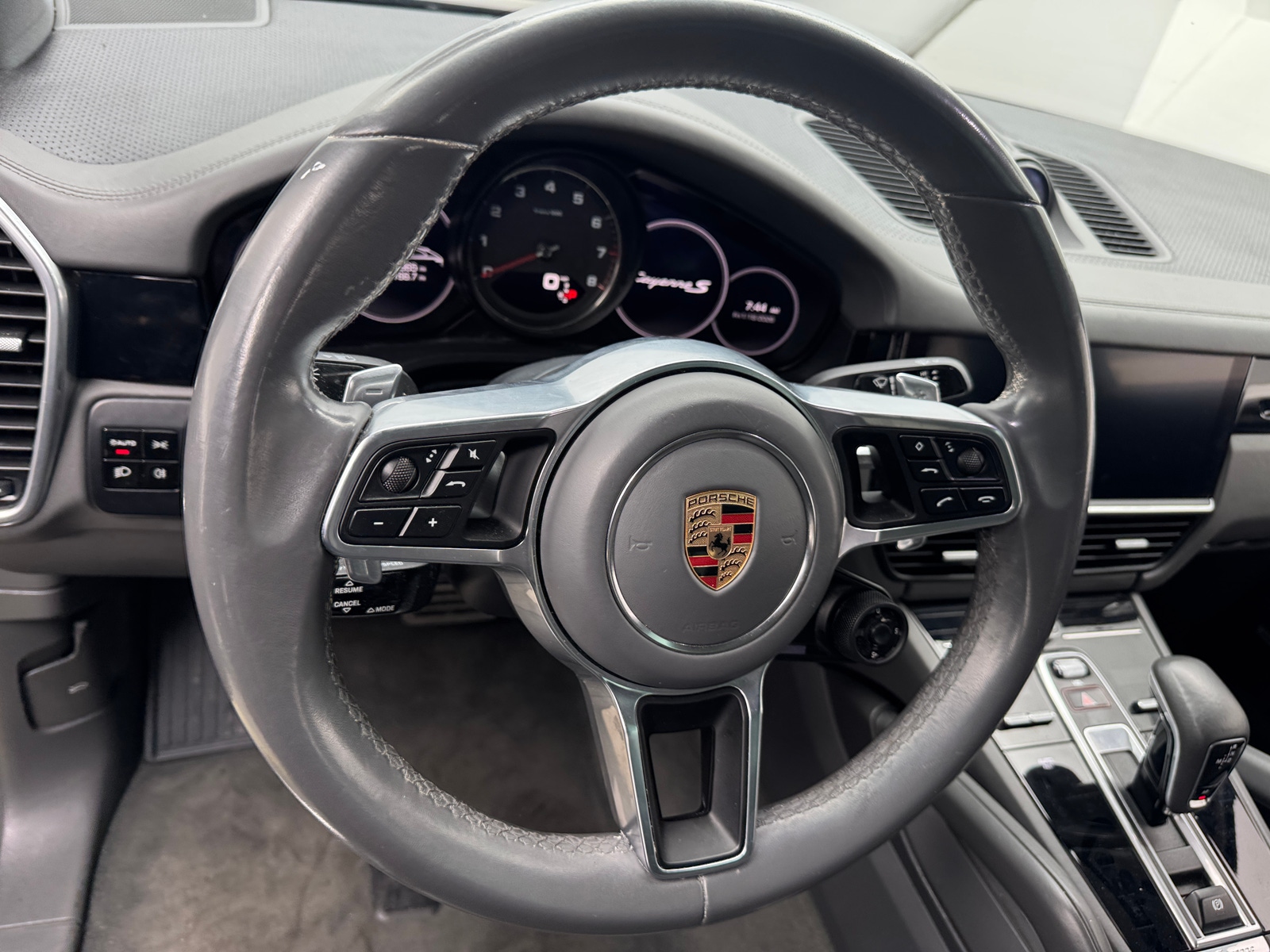 Thumbnail: 2020 Porsche  - 4