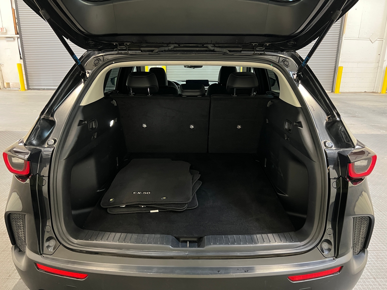 Thumbnail: 2025 Mazda CX-50 - 6