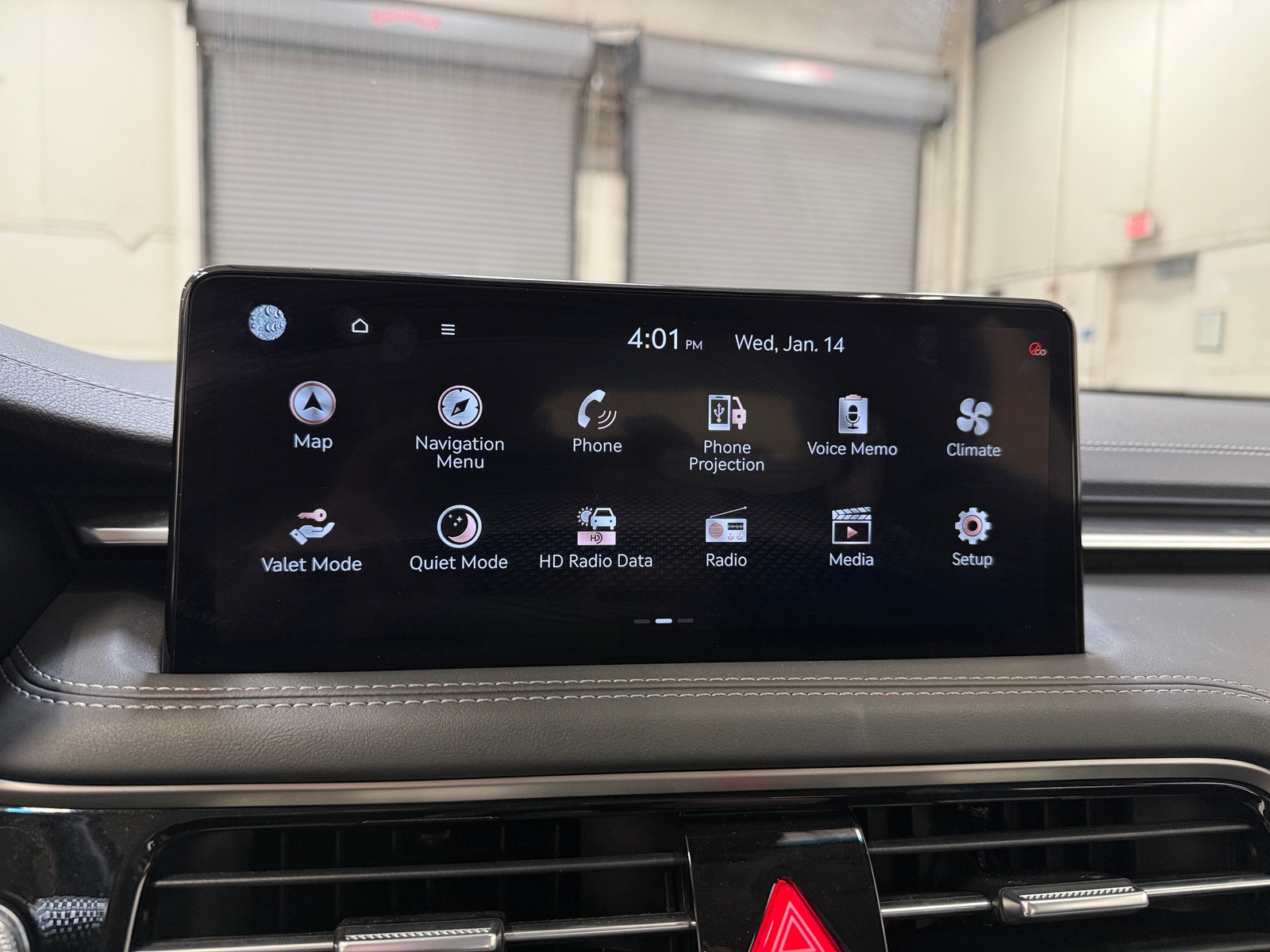 Thumbnail: 2025 Genesis G70 - 3