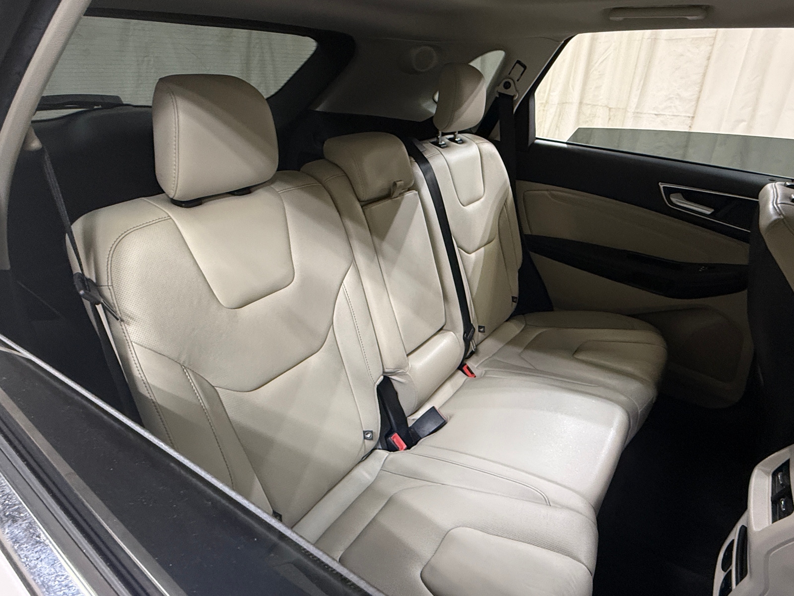 Thumbnail: 2017 Ford Edge - 5