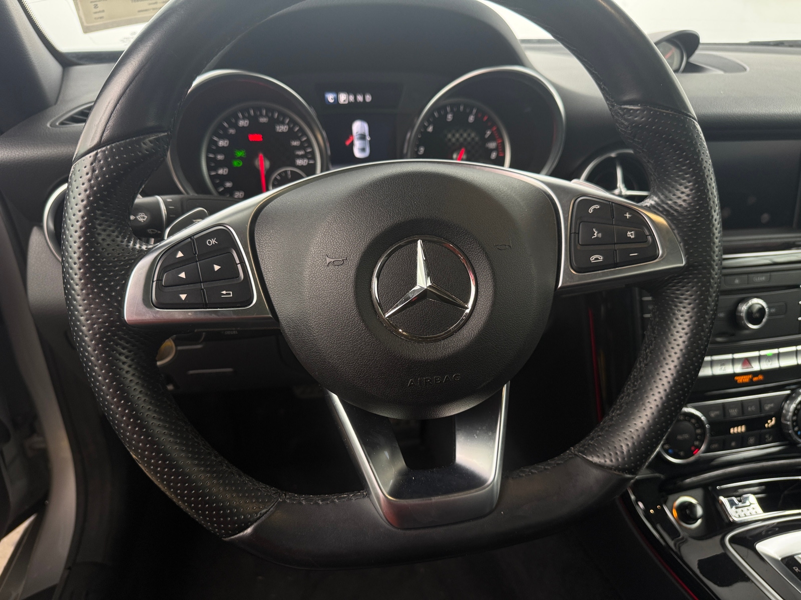 Thumbnail: 2017 Mercedes-Benz SLC - 4