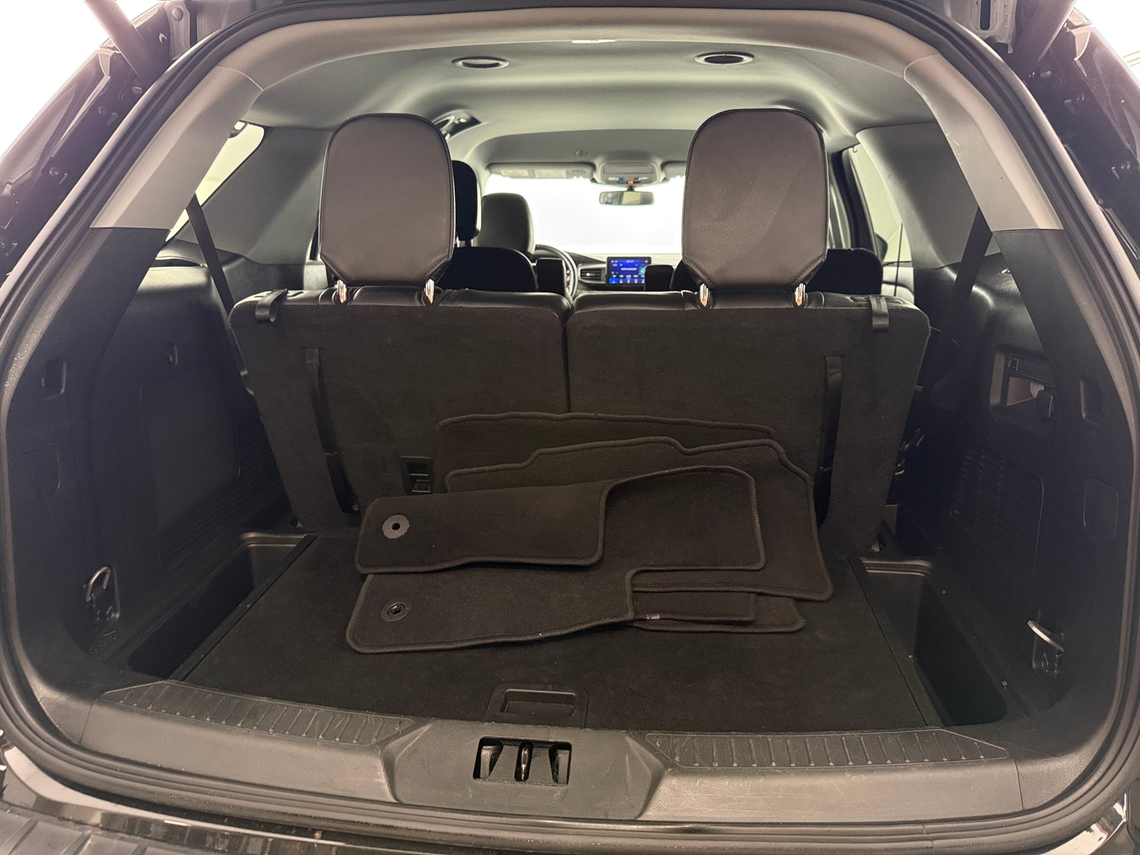 Thumbnail: 2024 Ford Explorer - 6