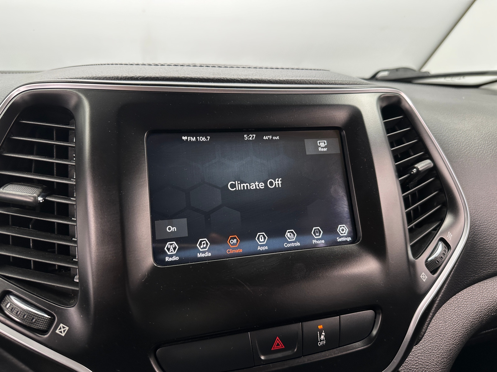 Thumbnail: 2021 Jeep Cherokee - 4