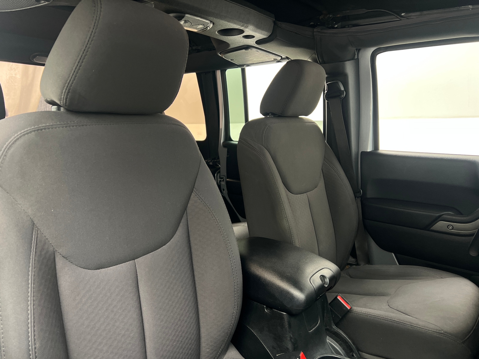 Thumbnail: 2018 Jeep Wrangler - 2