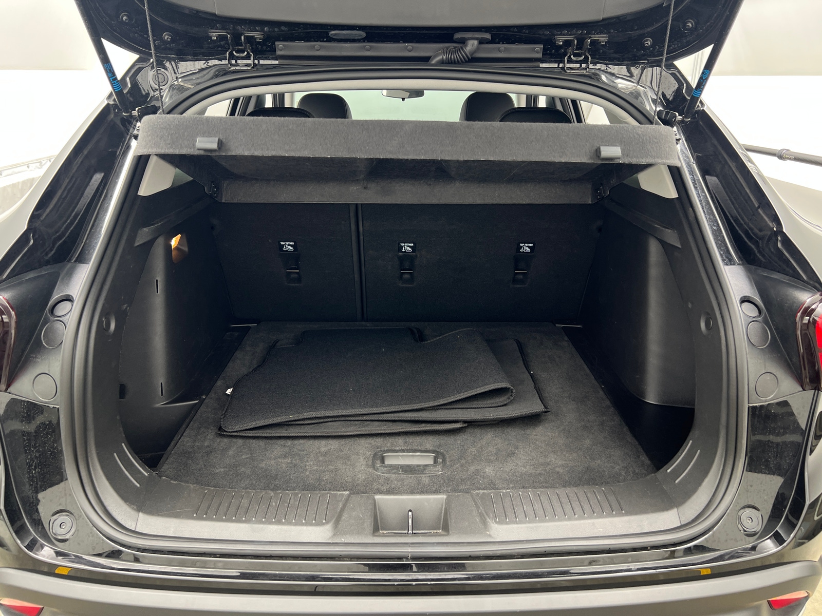 Thumbnail: 2025 Chevrolet Trax - 7