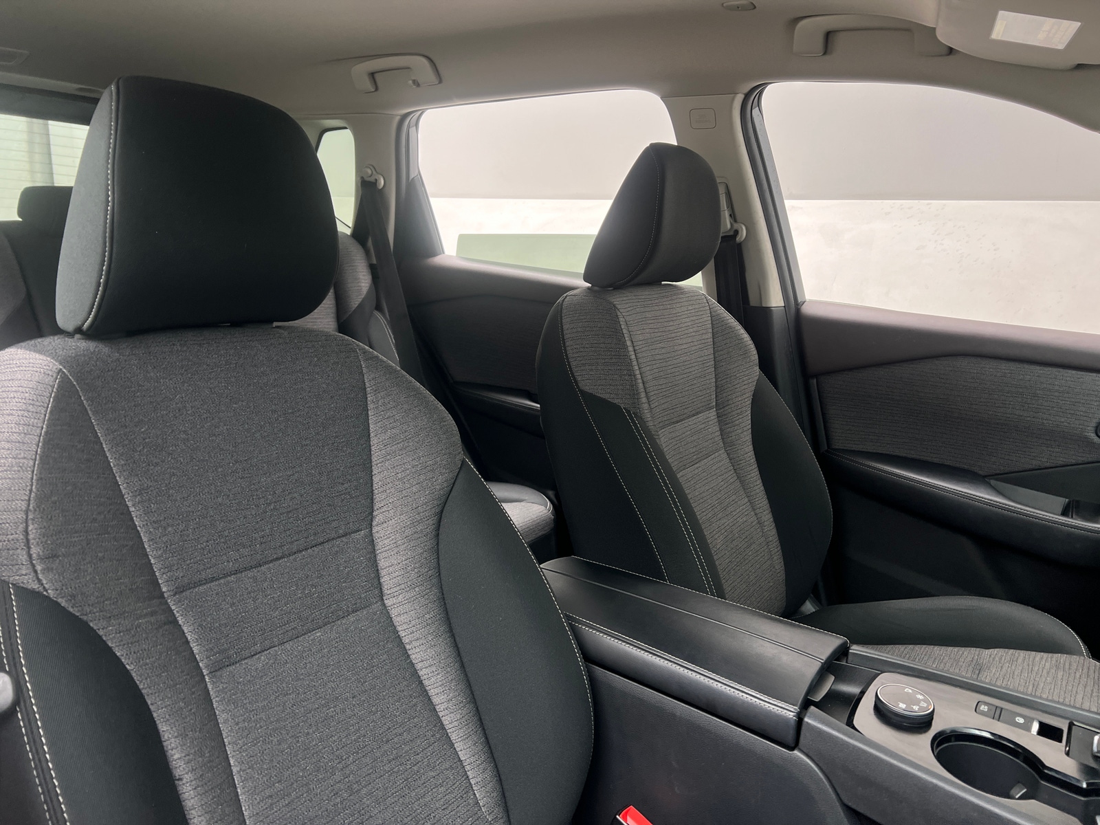 Thumbnail: 2022 Nissan Rogue - 2