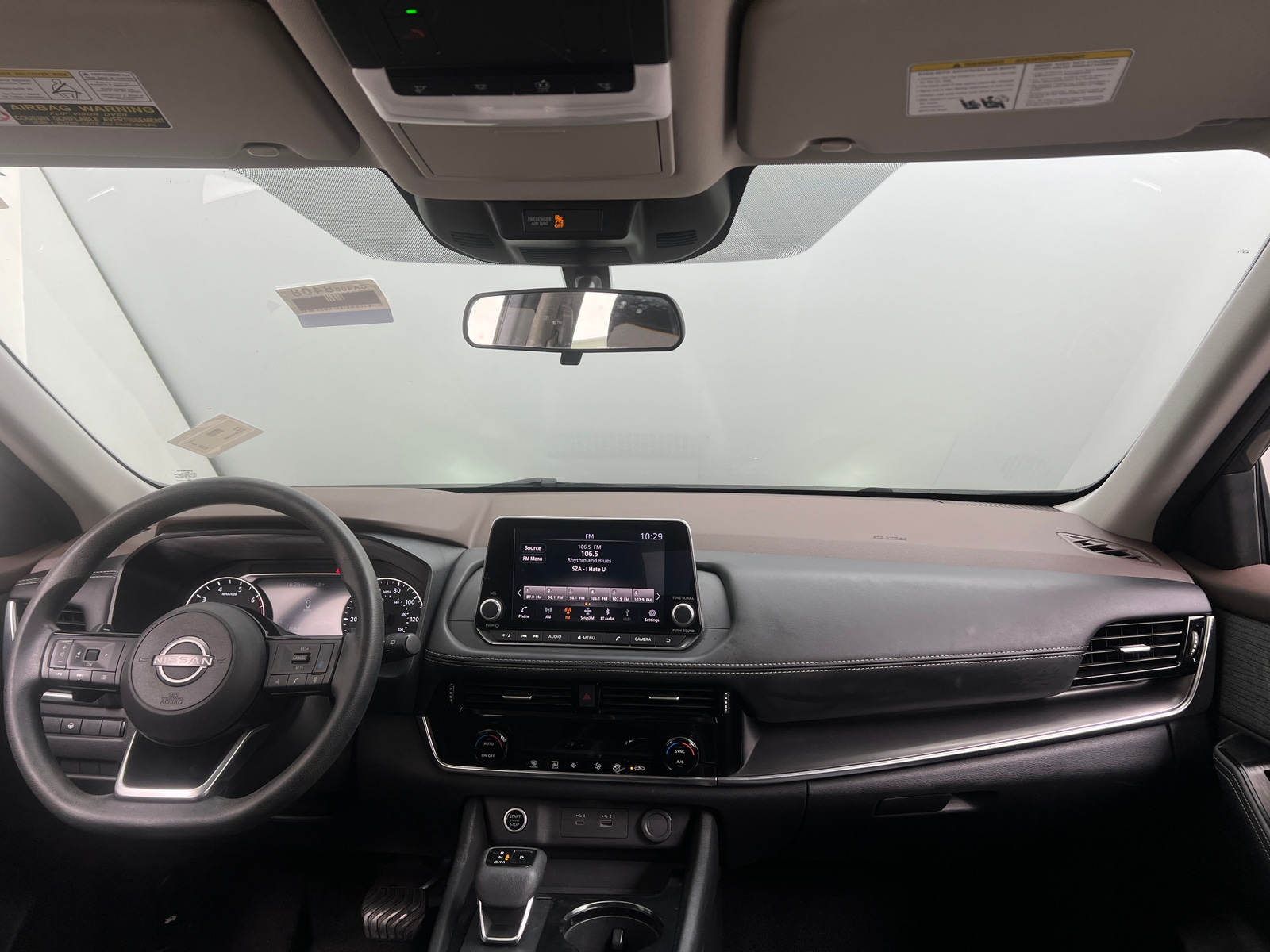 Thumbnail: 2022 Nissan Rogue - 3