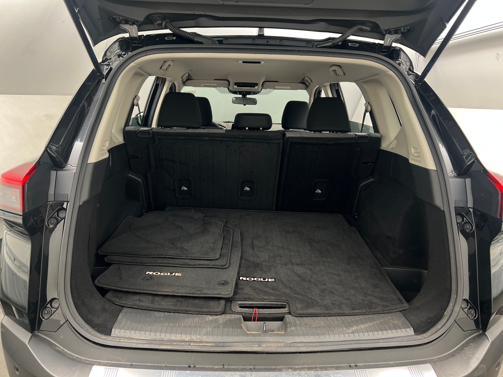 Thumbnail: 2023 Nissan Rogue - 7