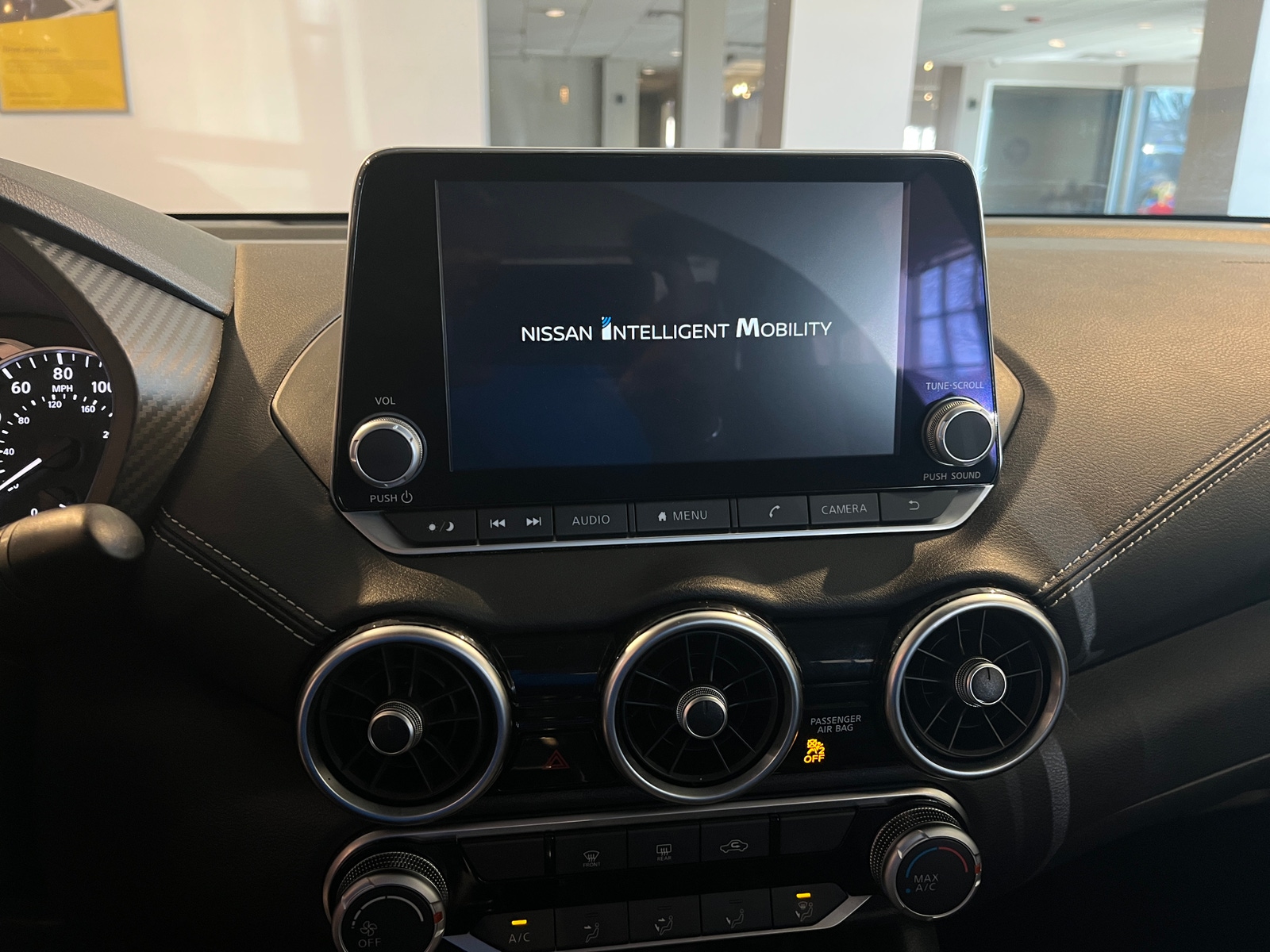 Thumbnail: 2024 Nissan Sentra - 4