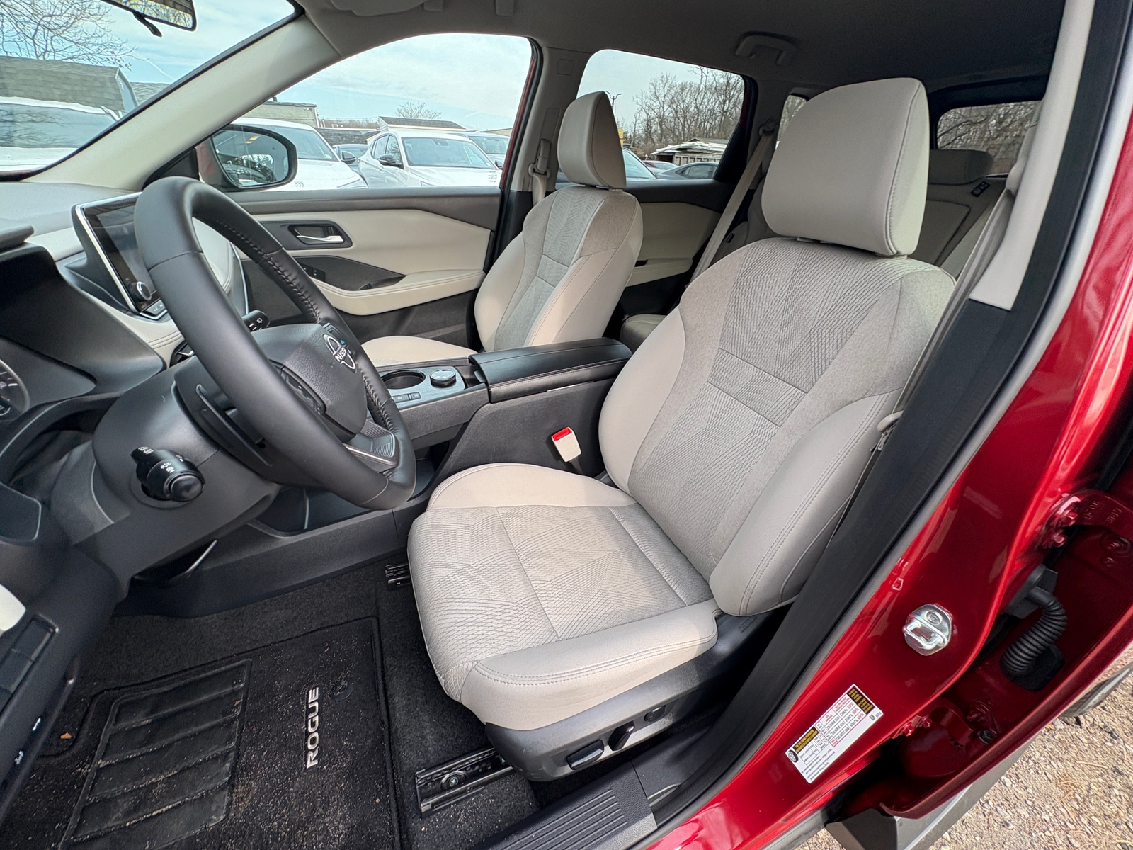 Thumbnail: 2025 Nissan Rogue - 2