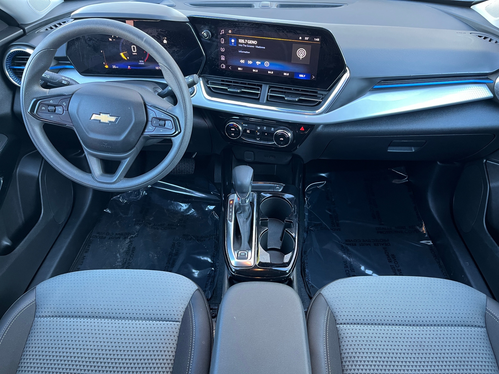 Thumbnail: 2025 Chevrolet Trax - 3