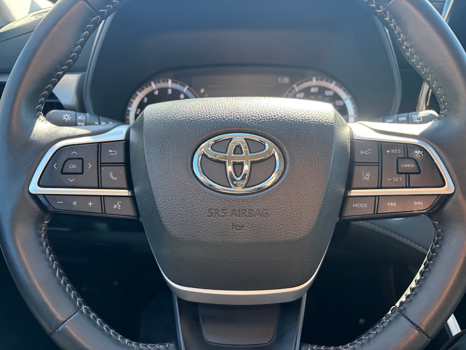 Thumbnail: 2025 Toyota Highlander - 5