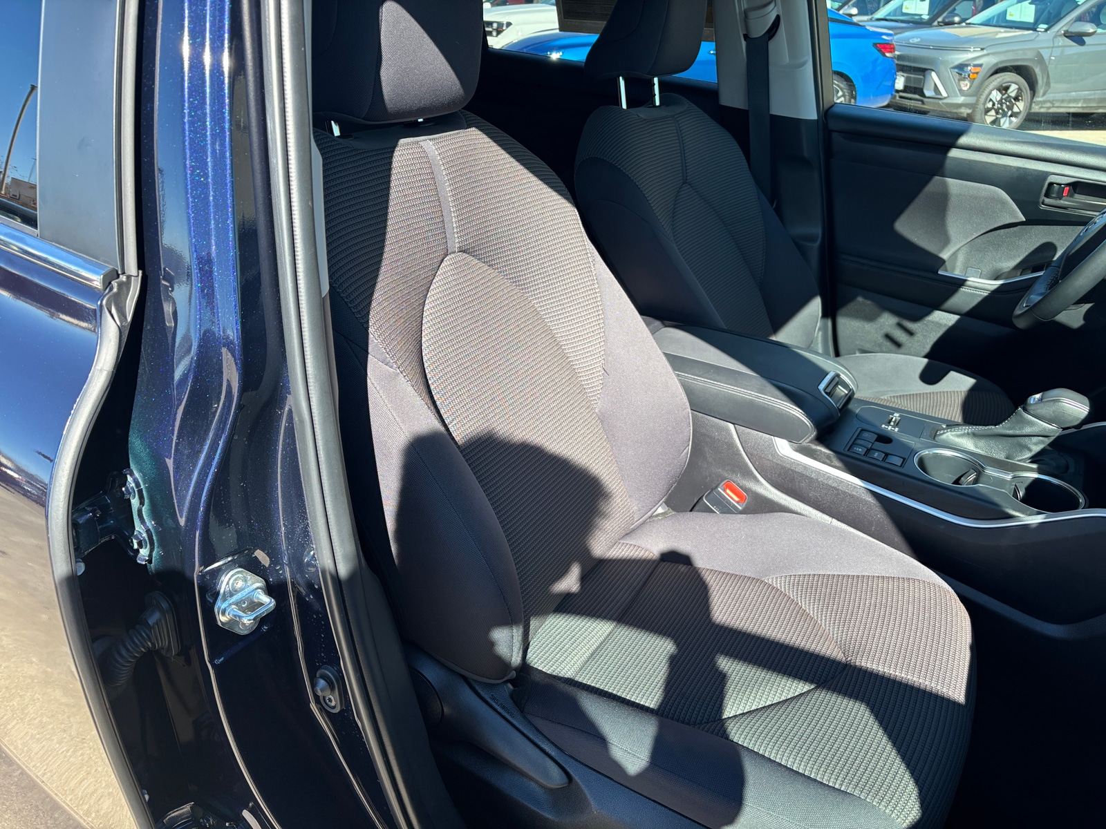 Thumbnail: 2025 Toyota Highlander - 2