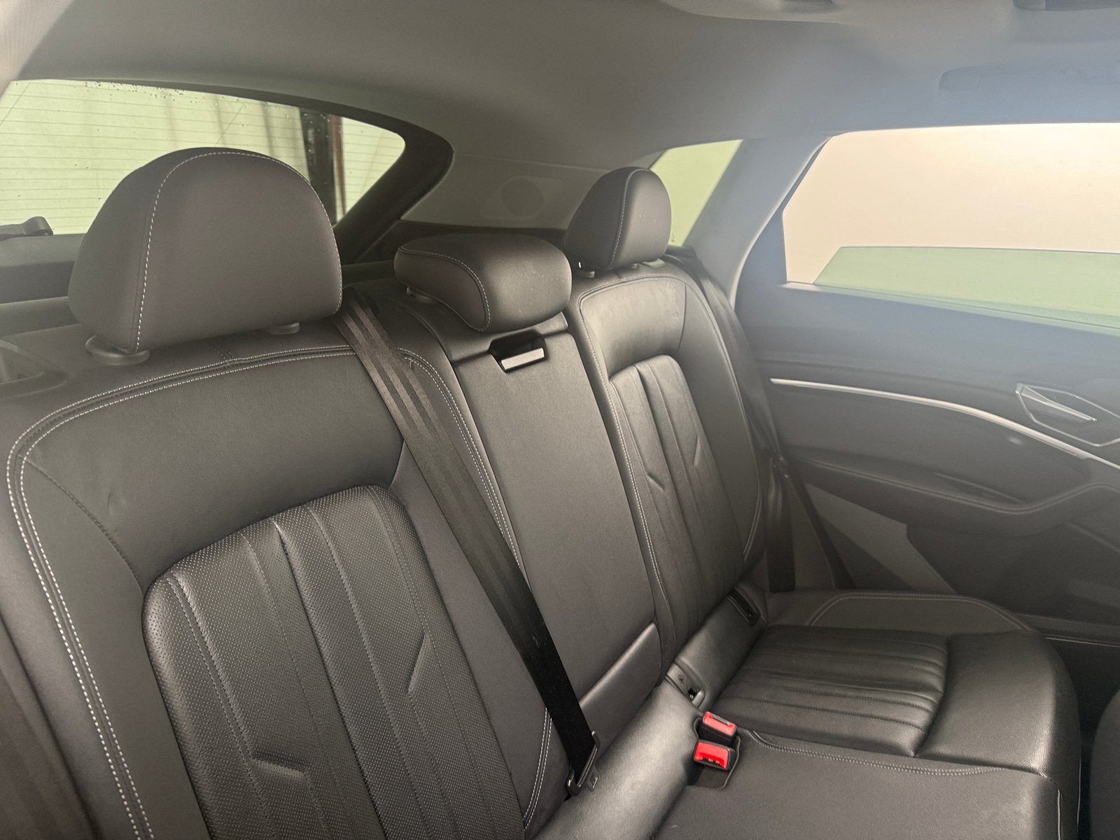 Thumbnail: 2021 Audi e-tron - 5