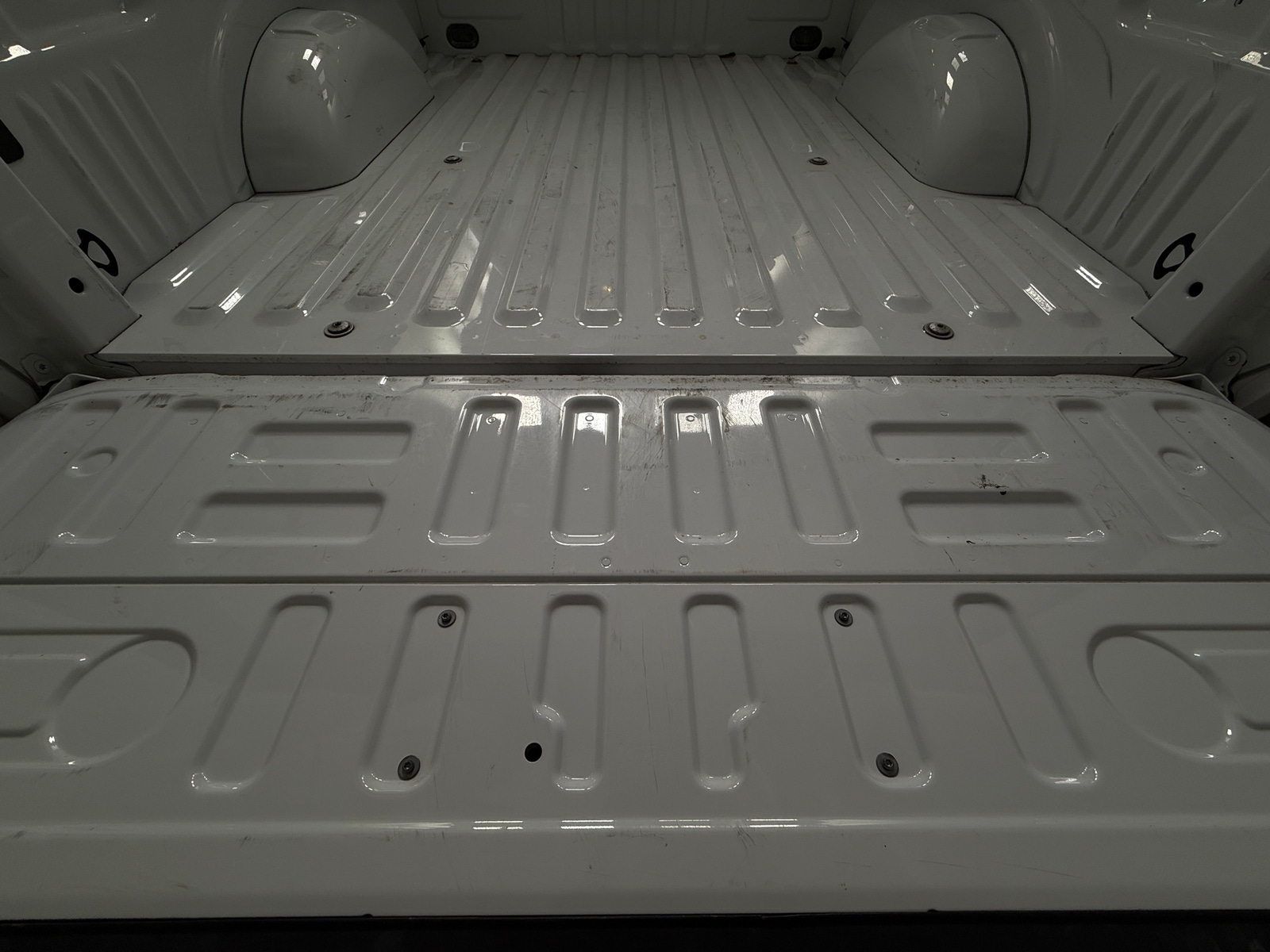 Thumbnail: 2018 Ford Econoline - 7