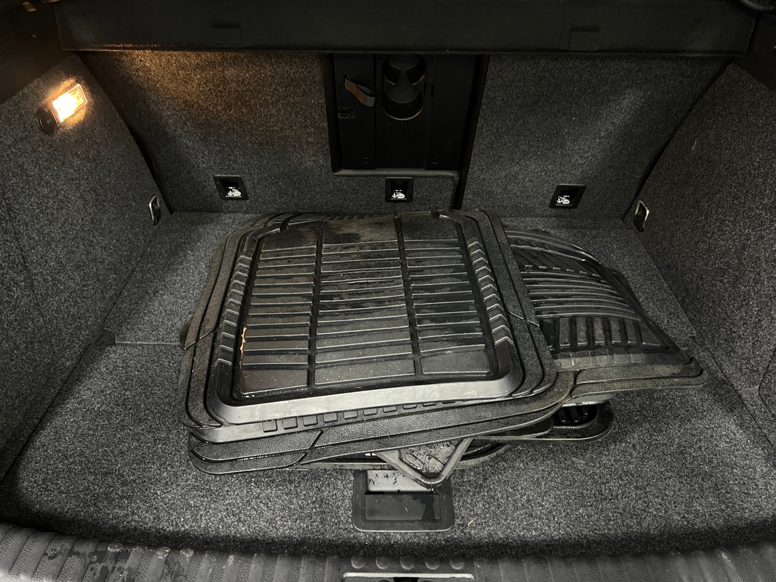 Thumbnail: 2017 Volkswagen Tiguan - 6