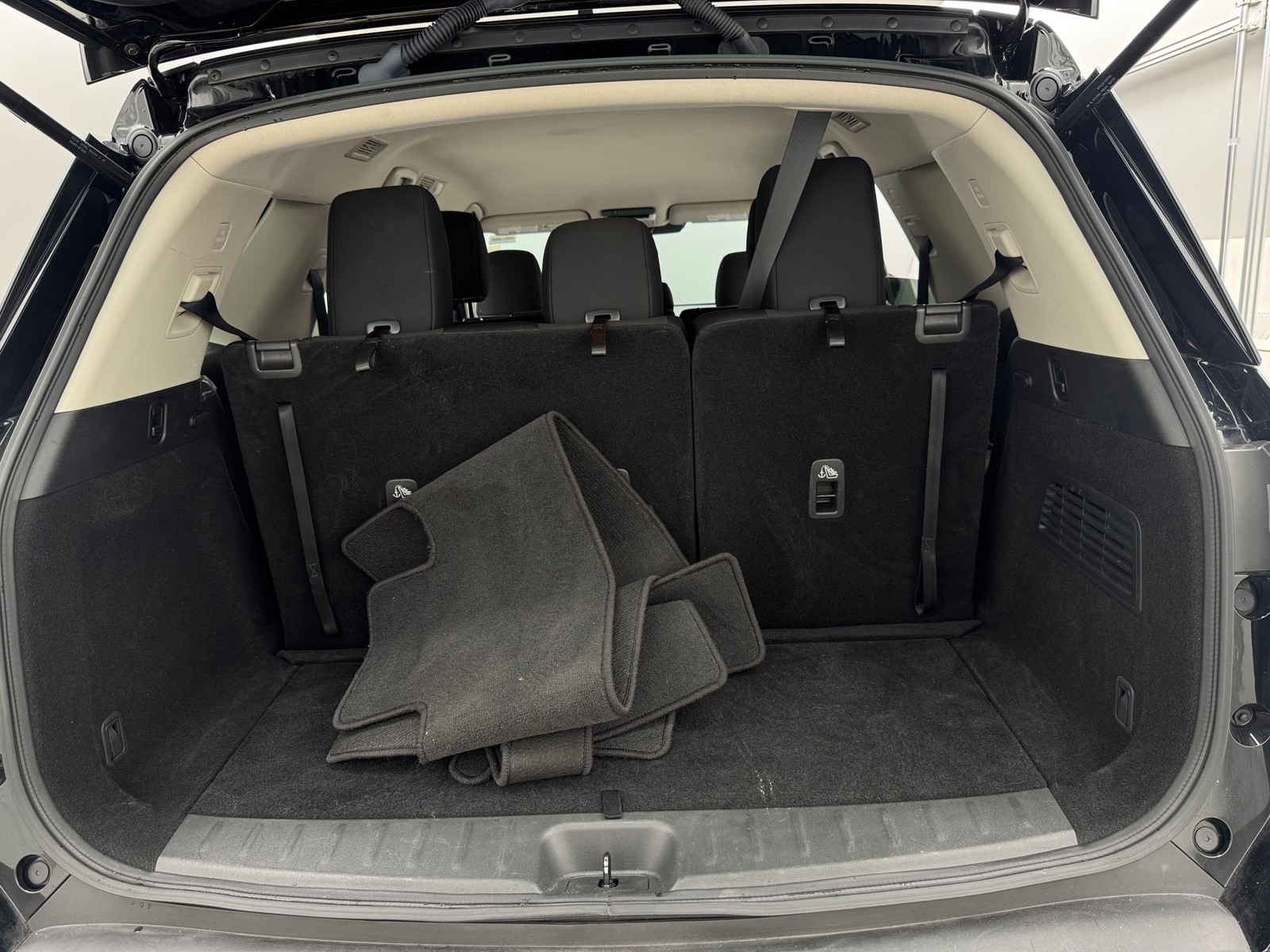 Thumbnail: 2024 Nissan Pathfinder - 7