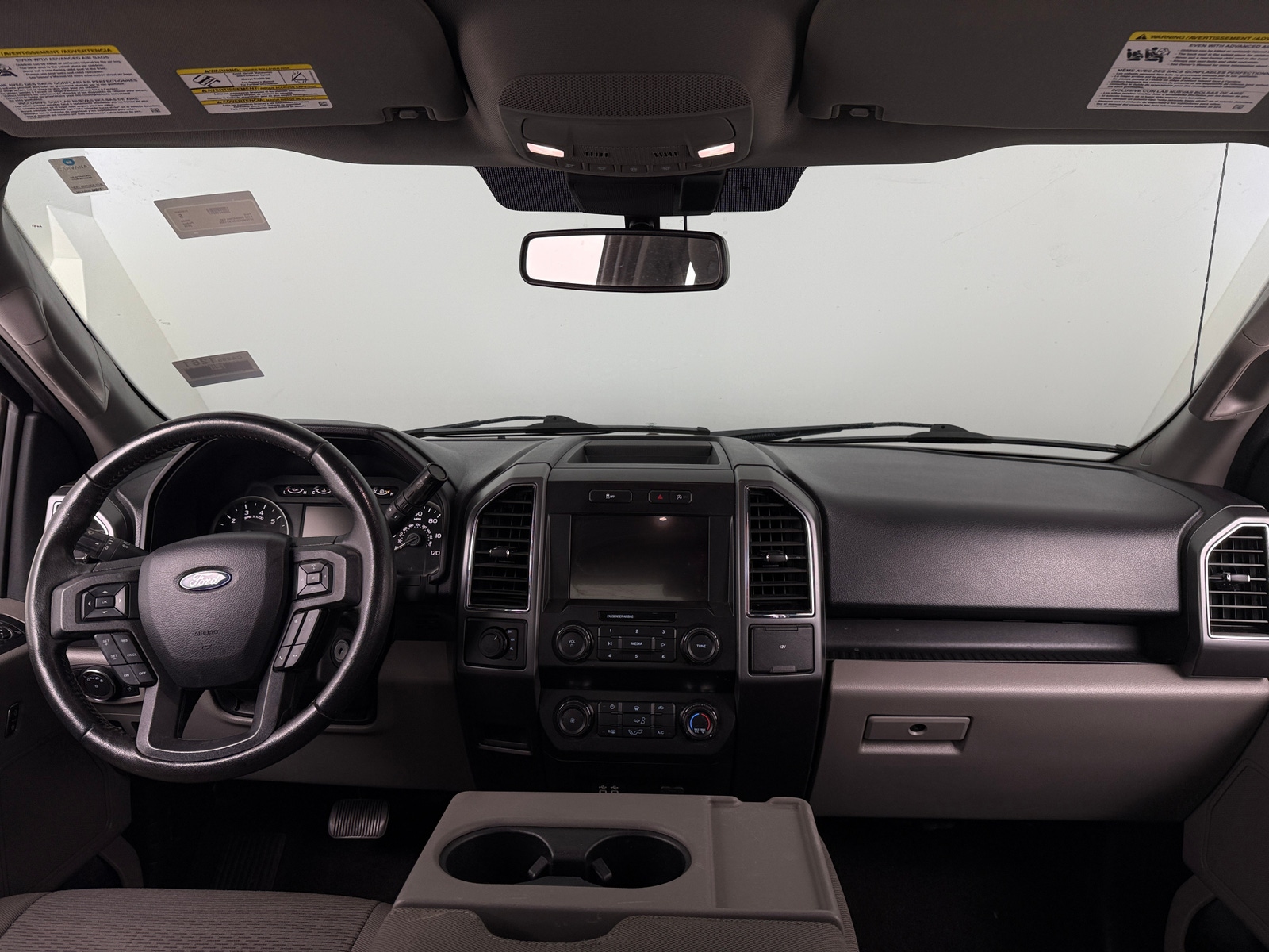 Thumbnail: 2019 Ford Econoline - 3