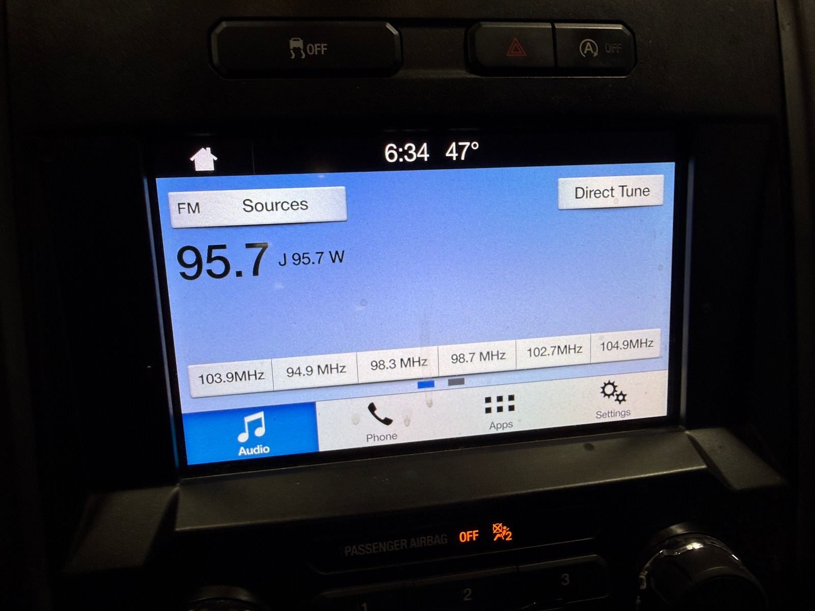 Thumbnail: 2019 Ford Econoline - 4