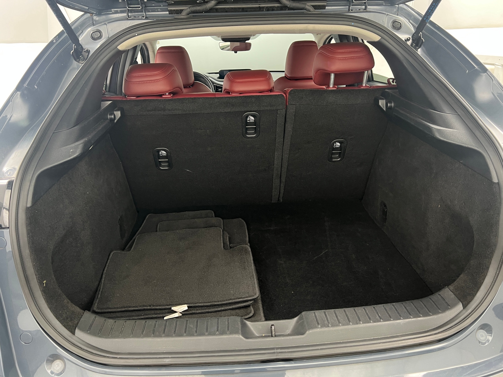 Thumbnail: 2025 Mazda CX-30 - 6