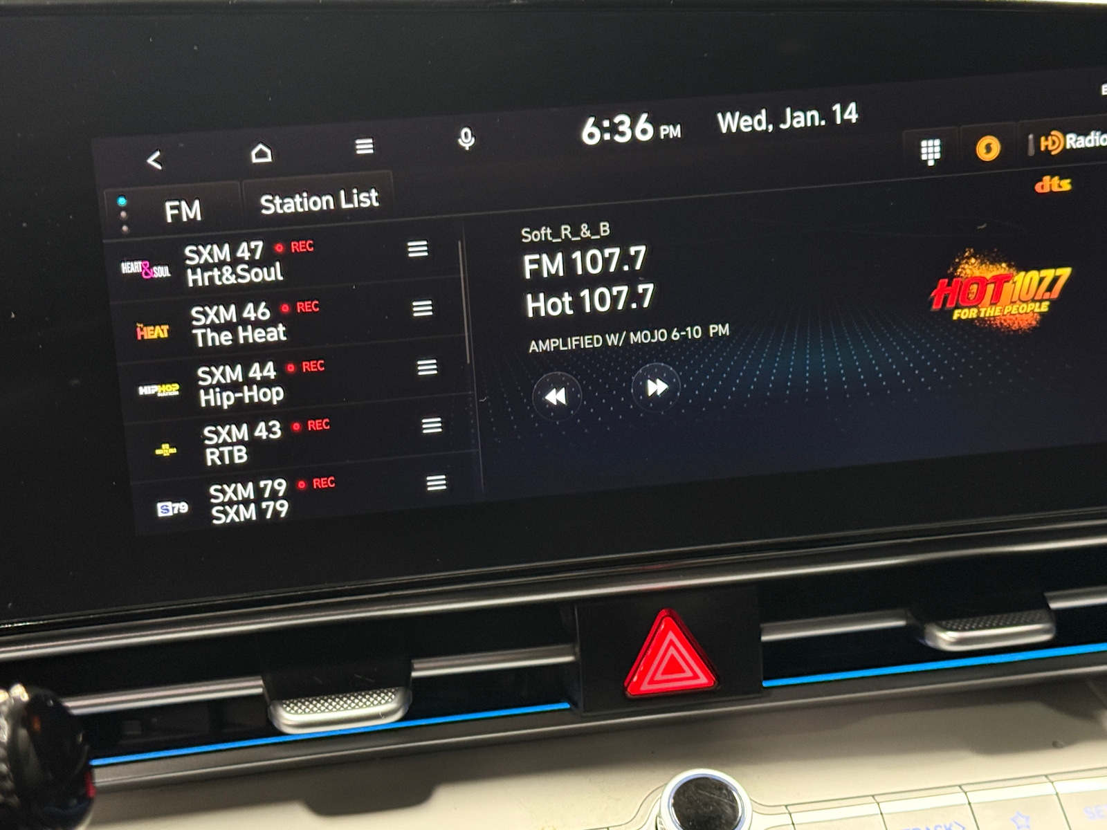 Thumbnail: 2024 Hyundai Elantra - 3