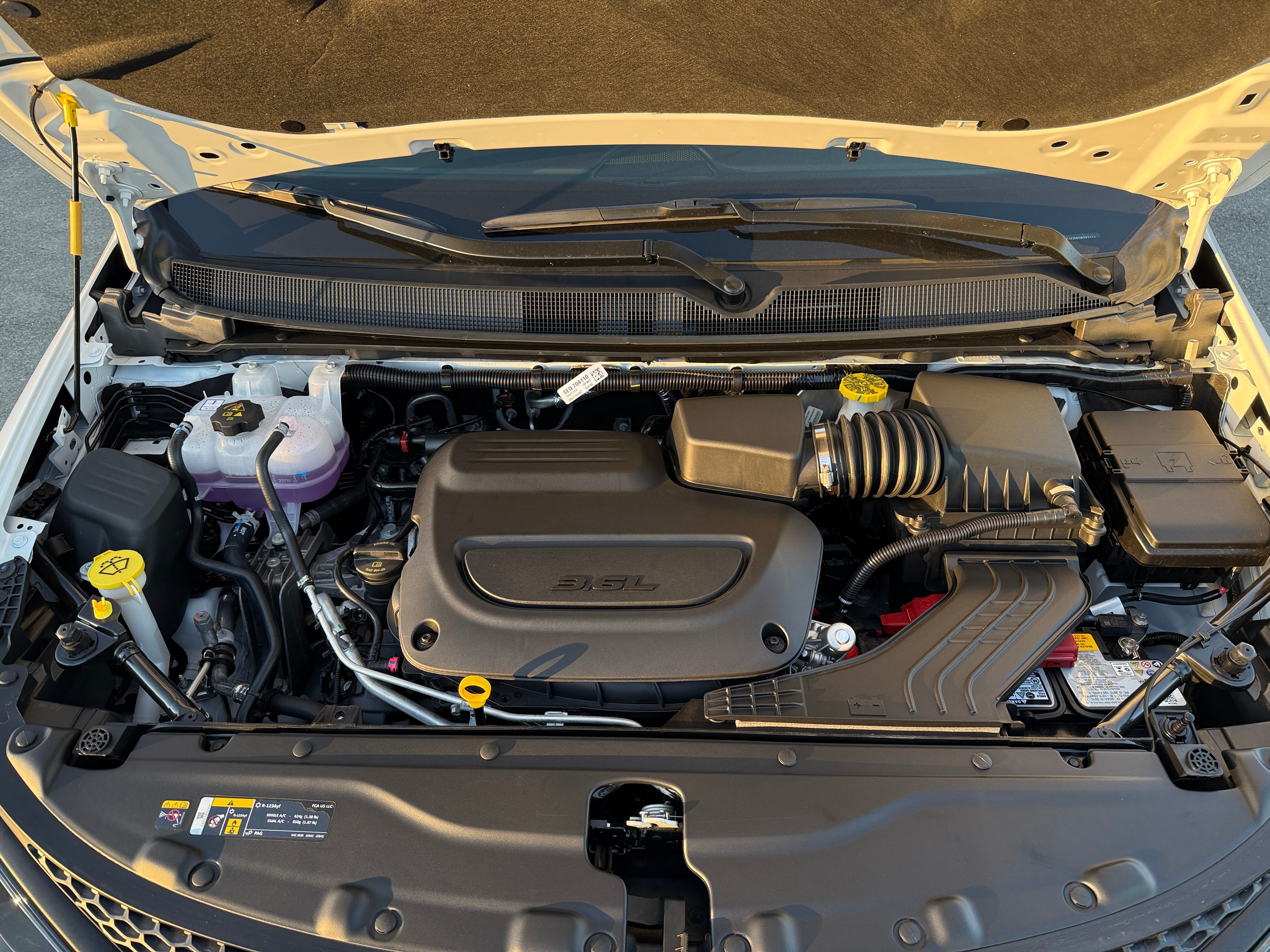 2026 Chrysler Voyager LX's photo