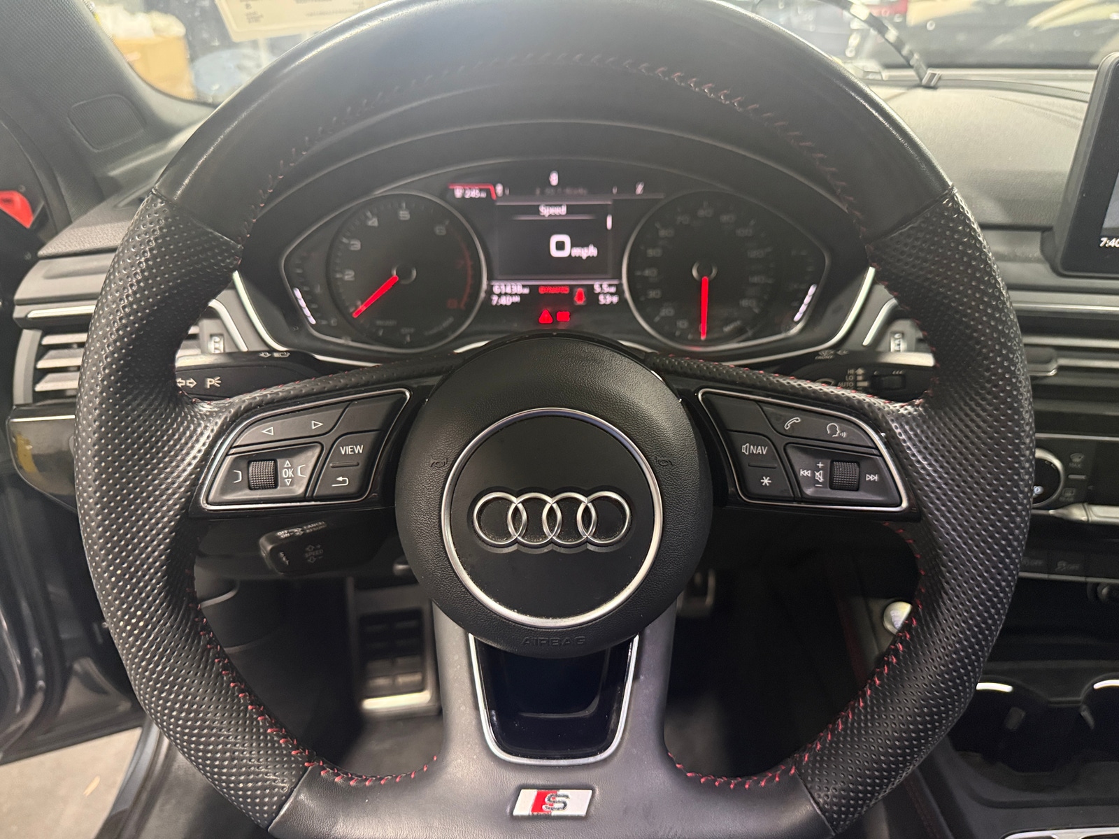 Thumbnail: 2018 Audi A4 - 4