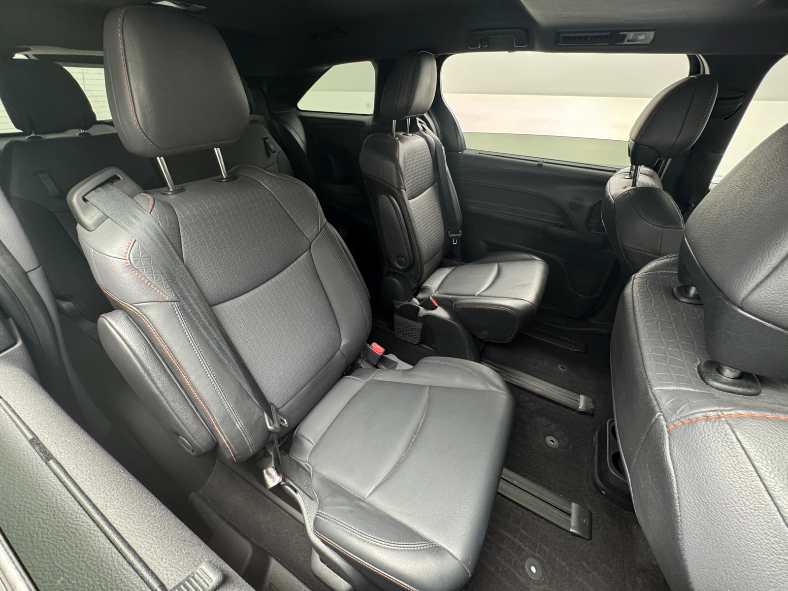 Thumbnail: 2021 Toyota Sienna - 5