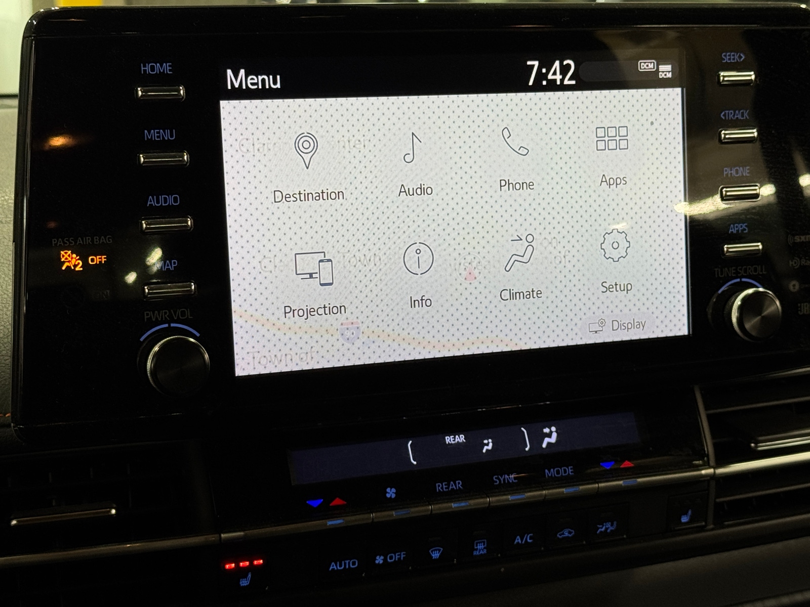 Thumbnail: 2021 Toyota Sienna - 3