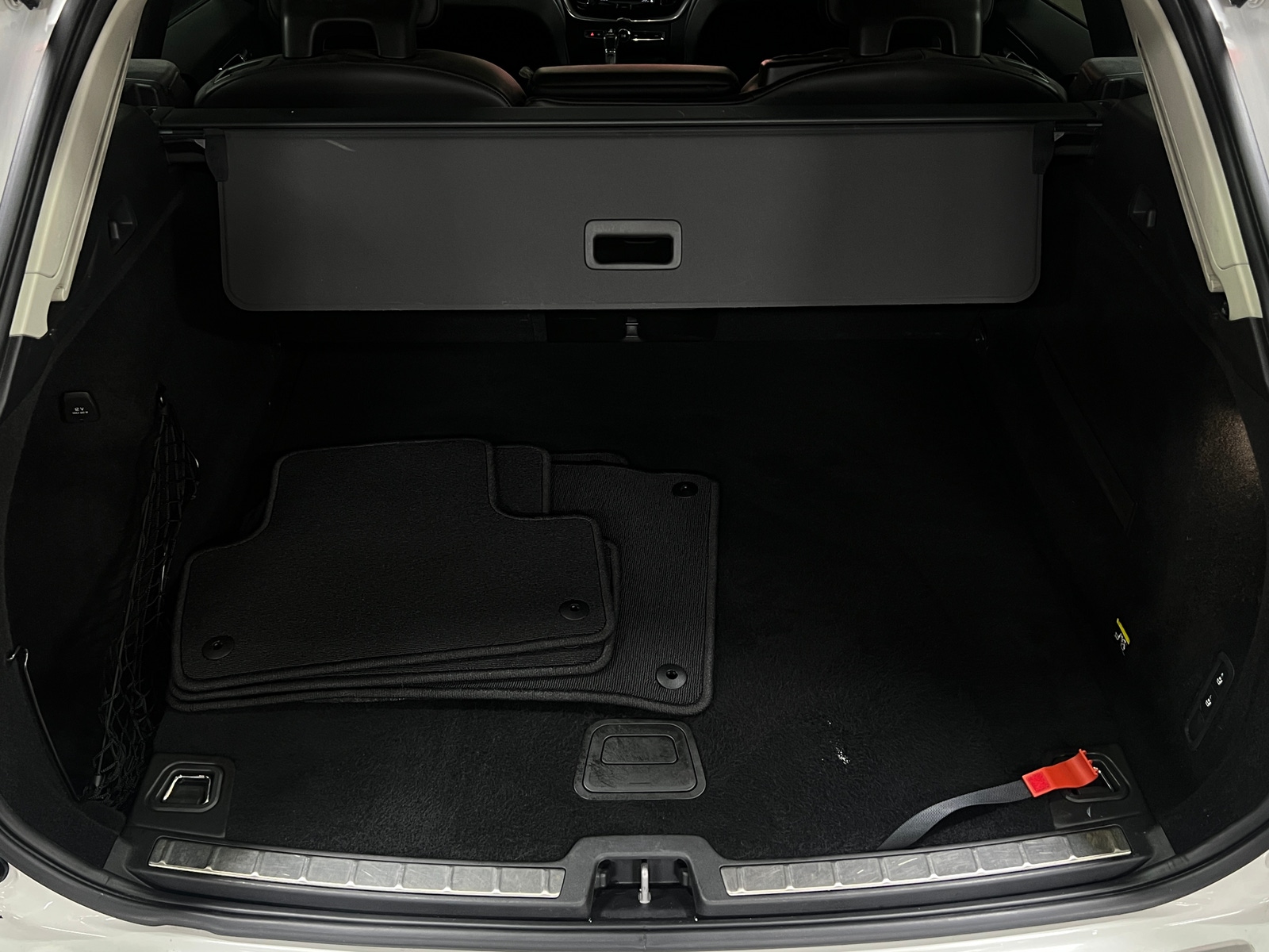 Thumbnail: 2019 Volvo XC60 - 6