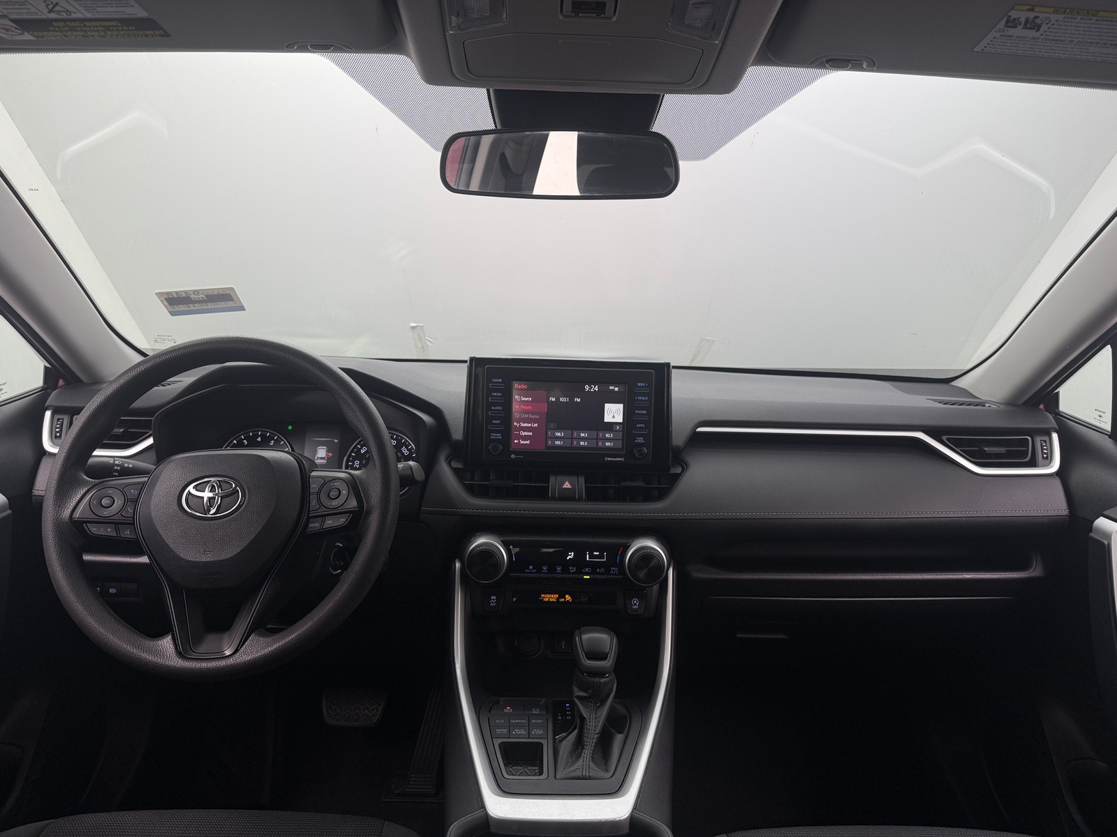 Thumbnail: 2021 Toyota RAV4 - 3