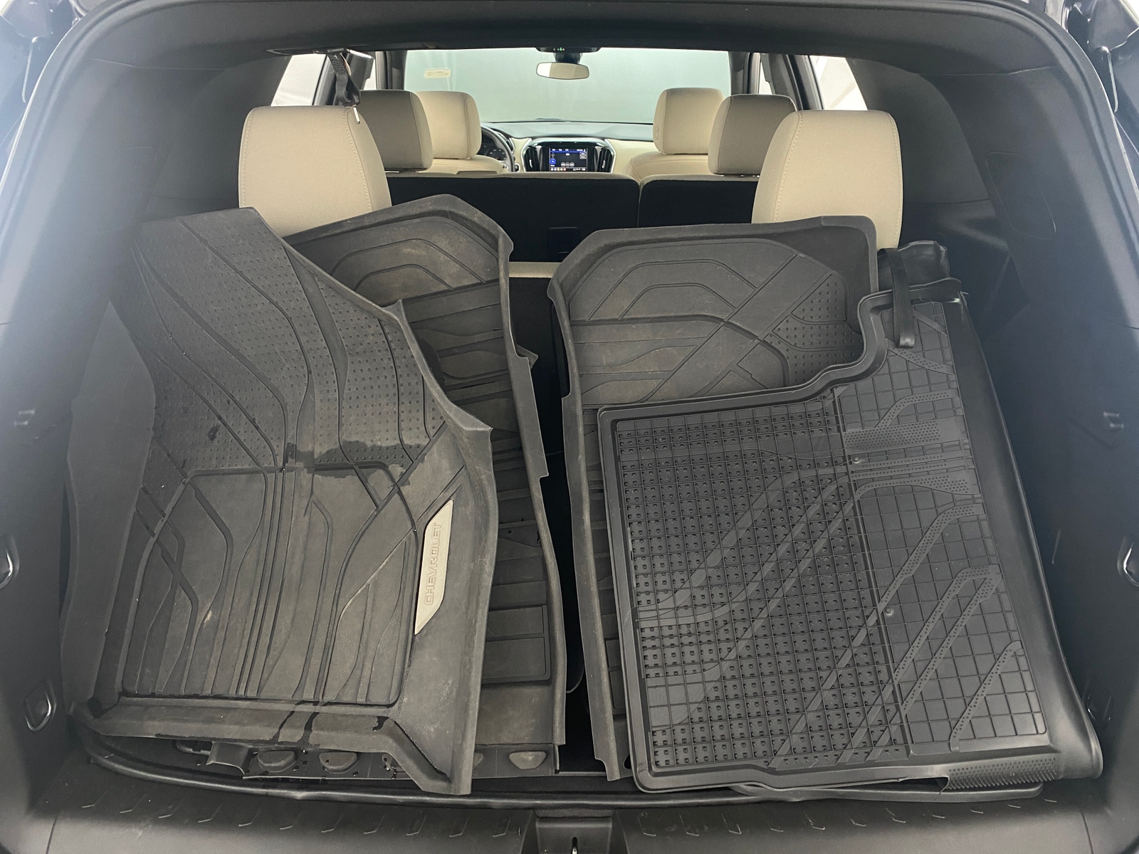 Thumbnail: 2023 Chevrolet Traverse - 7