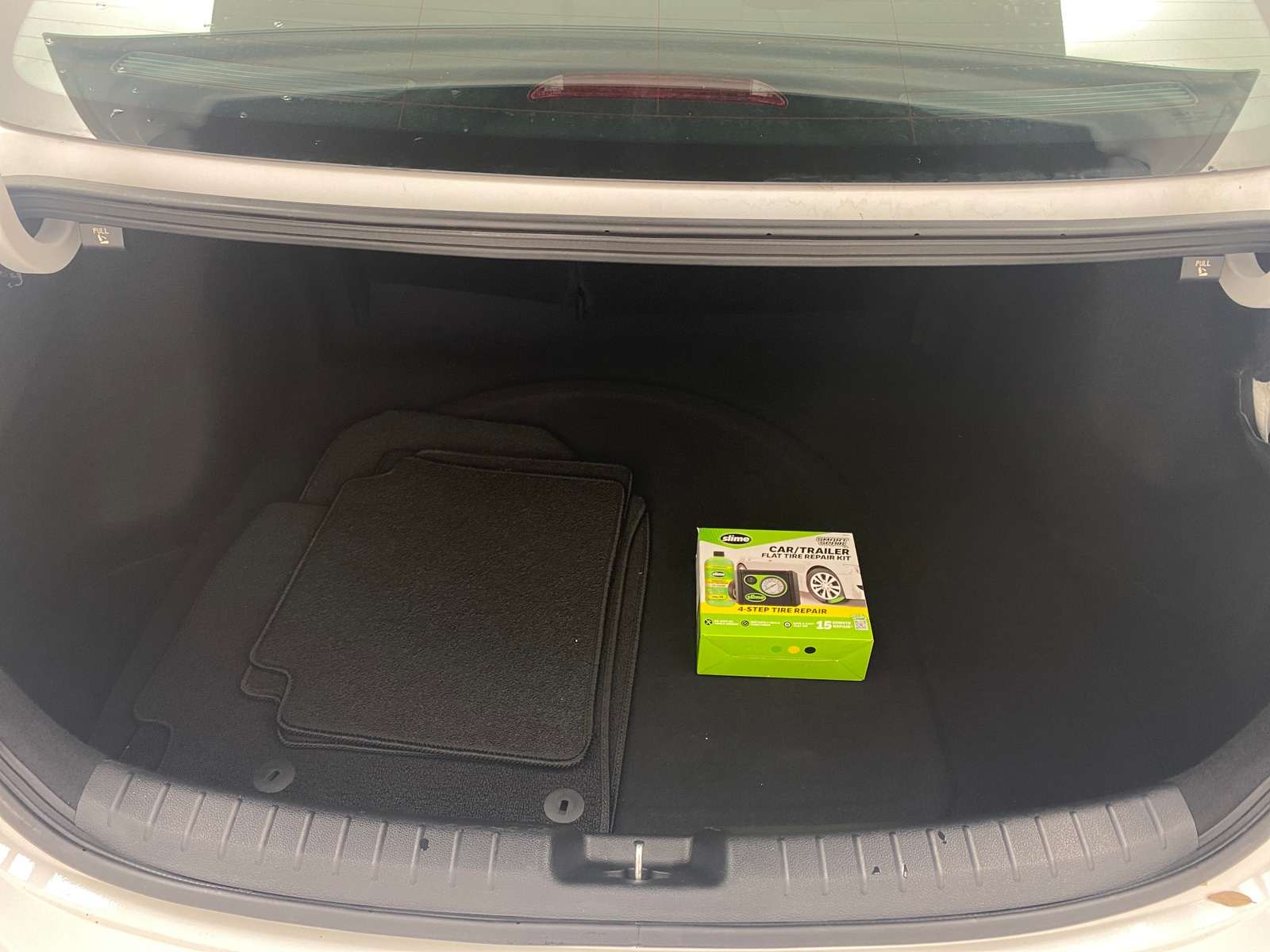 Thumbnail: 2023 Kia Forte - 7