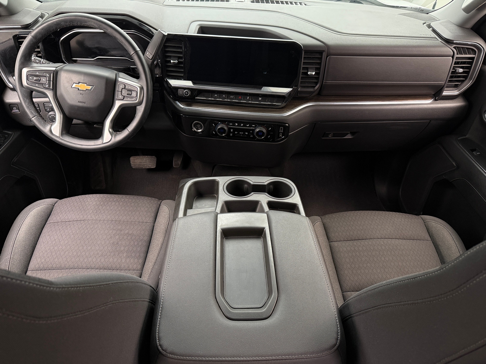 Thumbnail: 2023 Chevrolet Silverado 1500 - 3