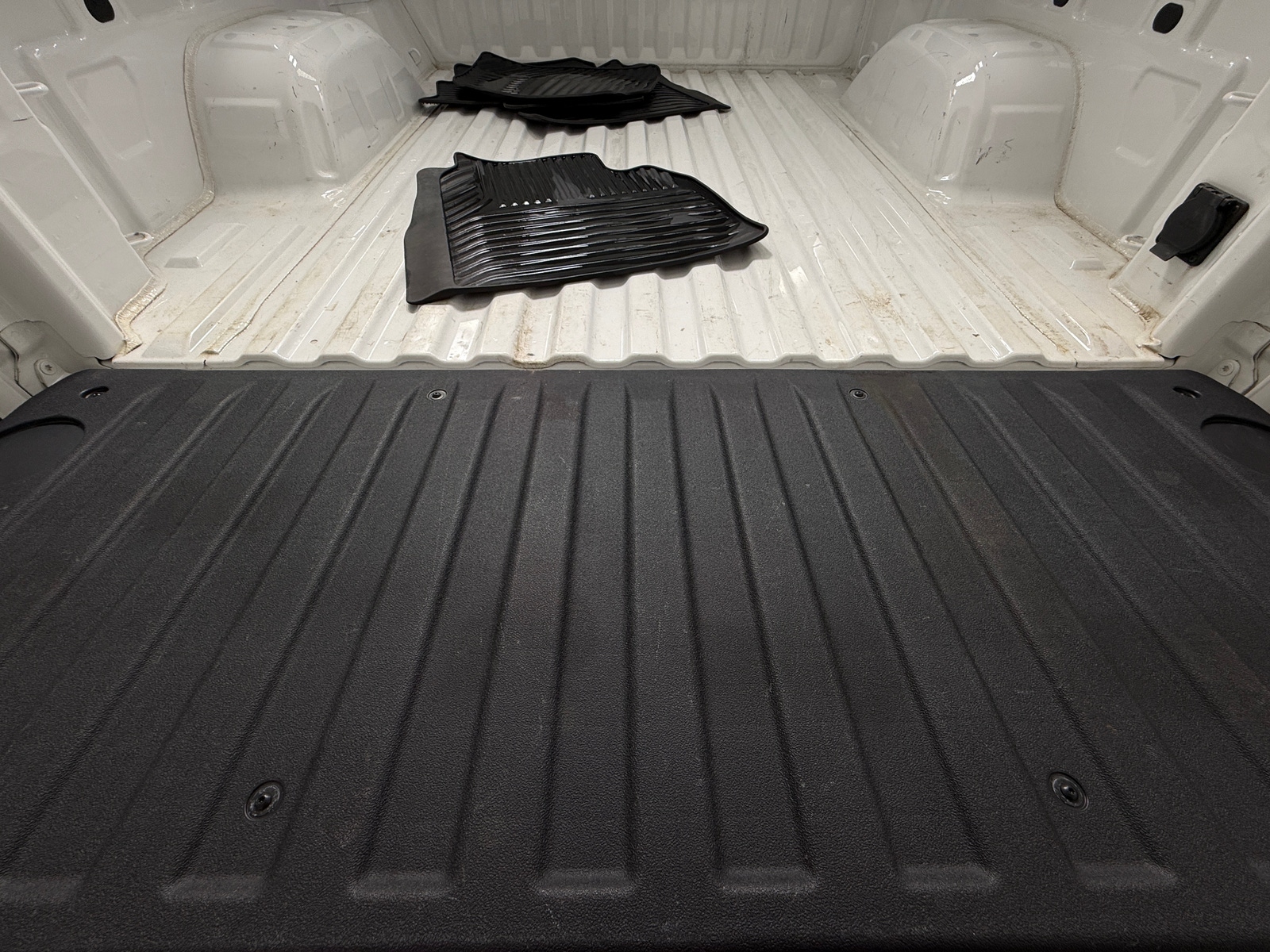 Thumbnail: 2023 Chevrolet Silverado 1500 - 7