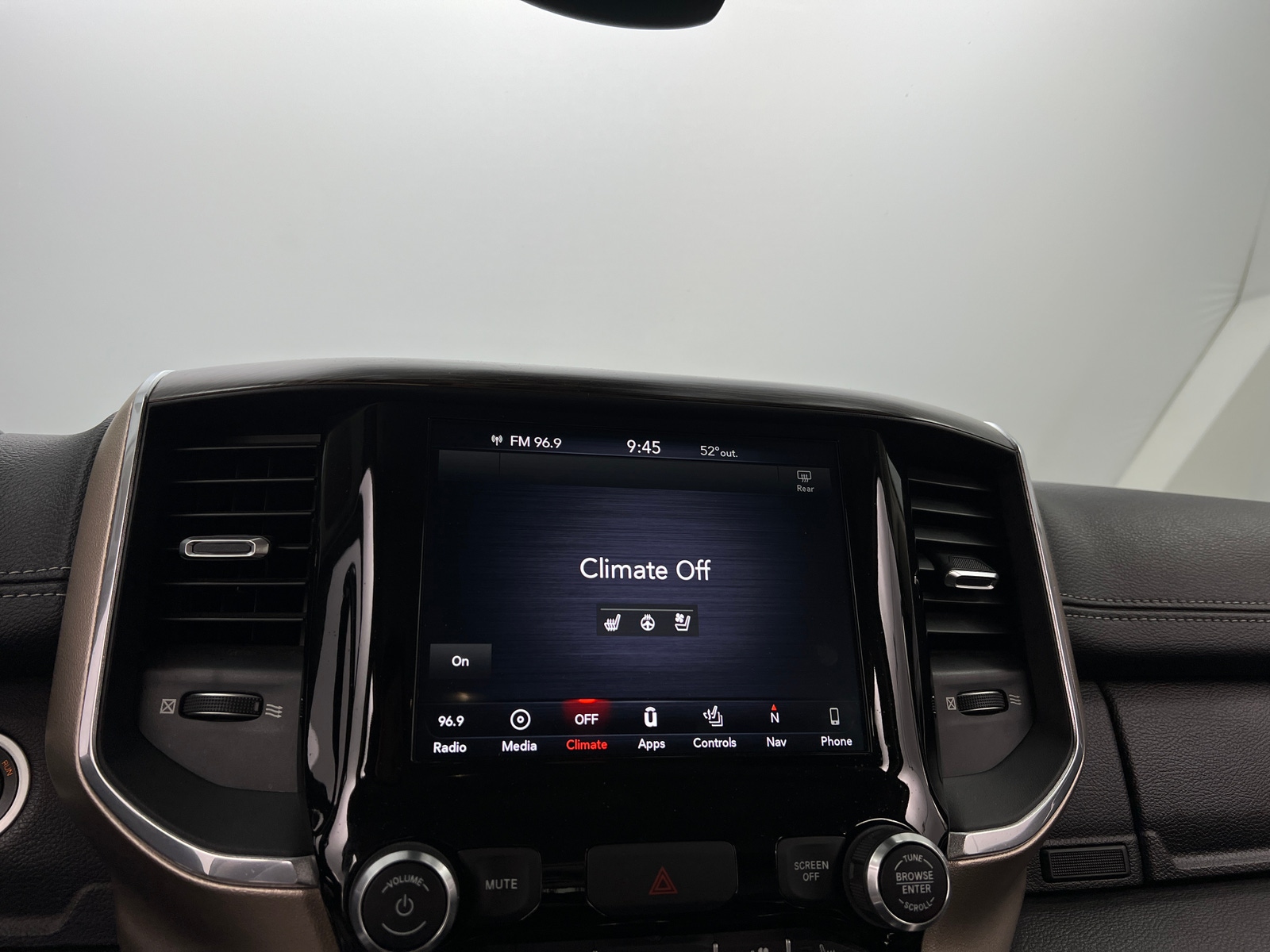 Thumbnail: 2019 RAM 1500 - 3