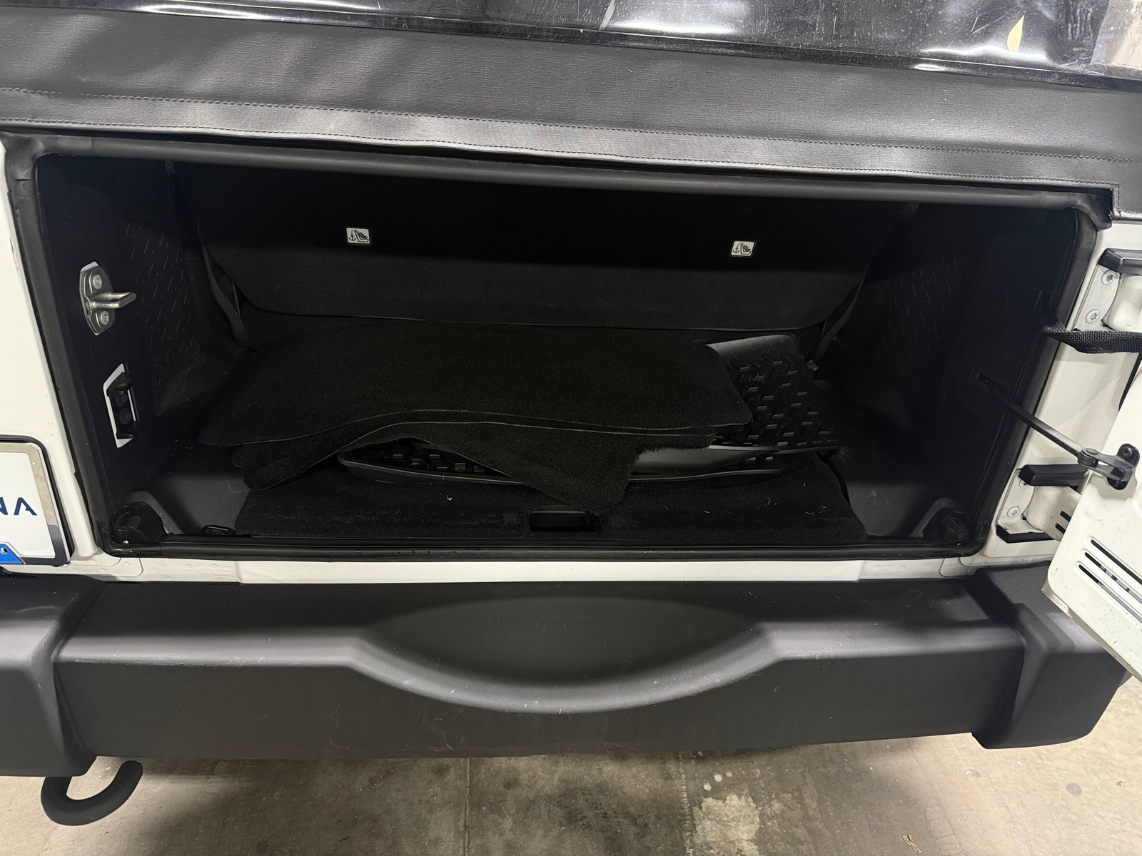 Thumbnail: 2018 Jeep Wrangler - 7