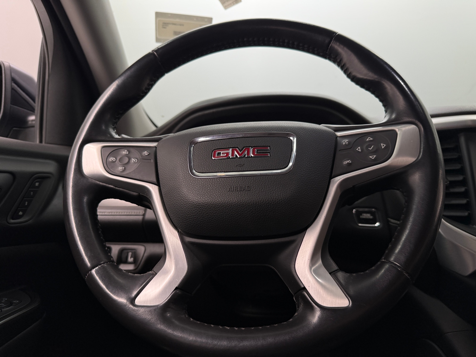 Thumbnail: 2021 GMC Acadia - 4