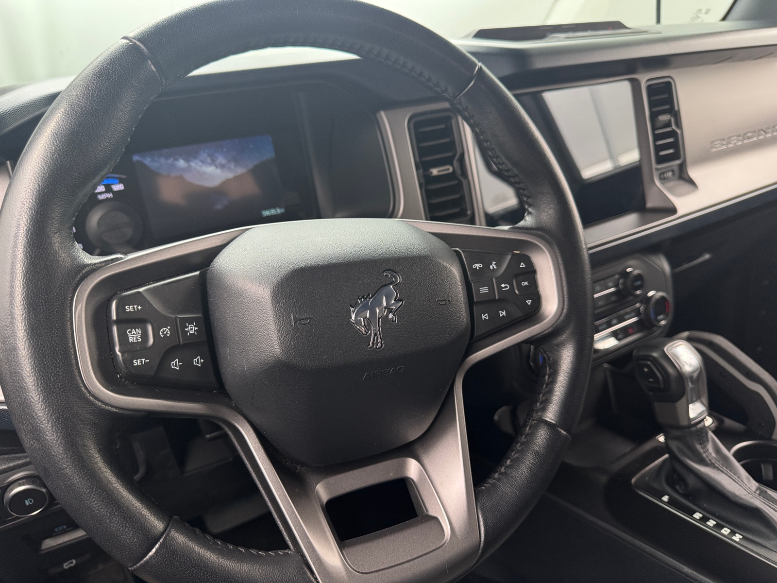 Thumbnail: 2021 Ford Bronco - 5